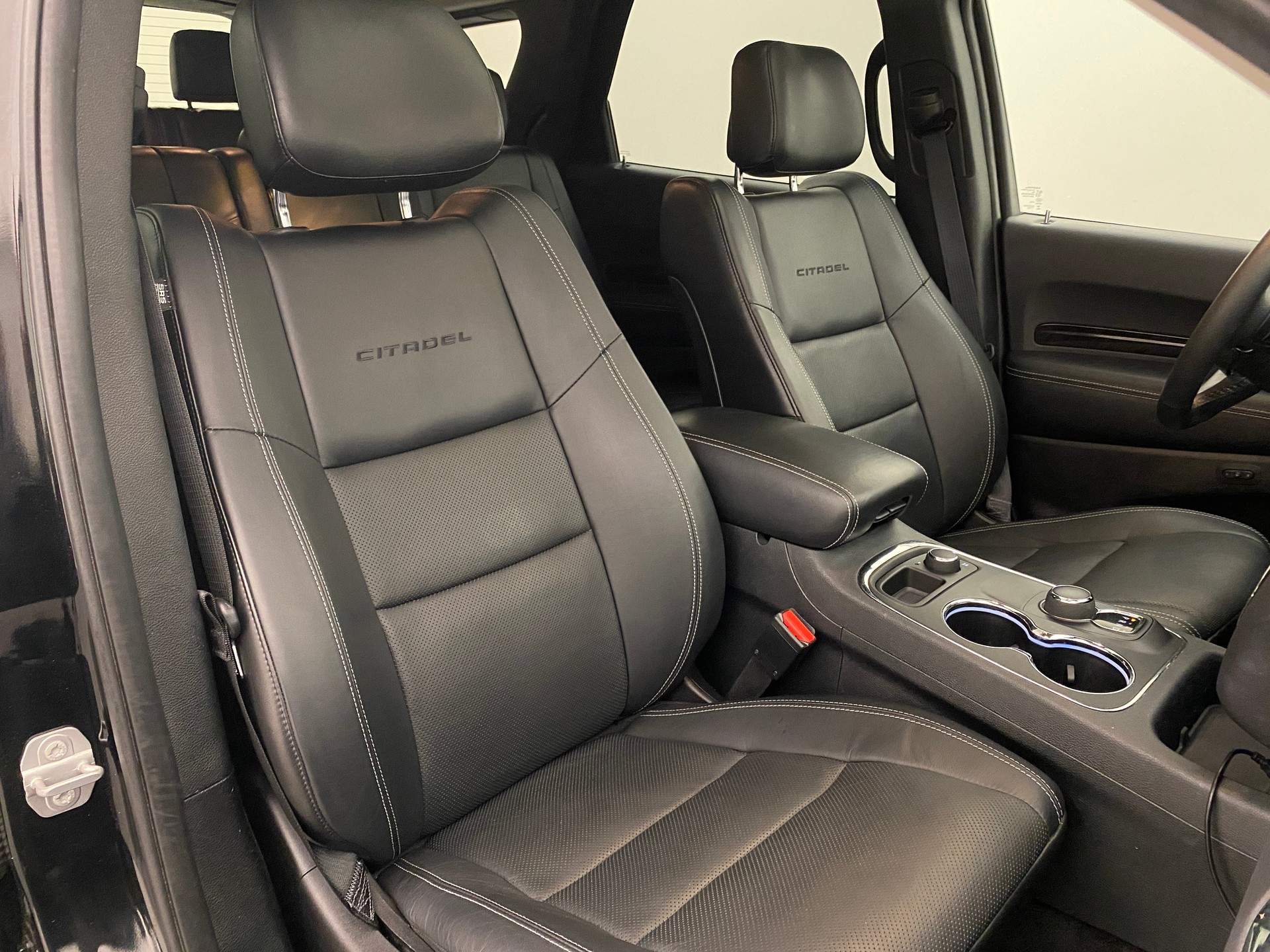 DODGE Durango 5.7 Citadel AWD-image-10