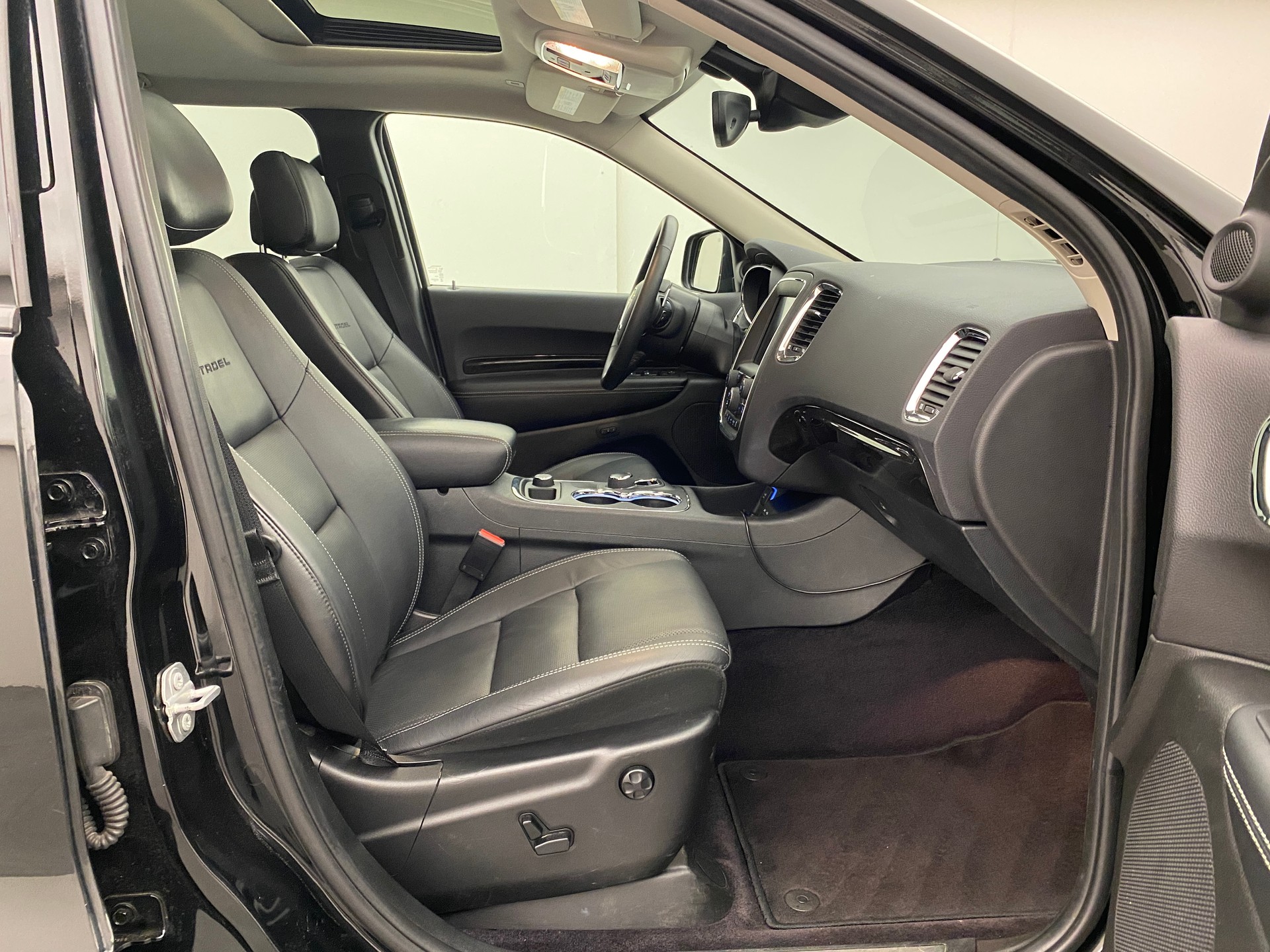 DODGE Durango 5.7 Citadel AWD-image-11