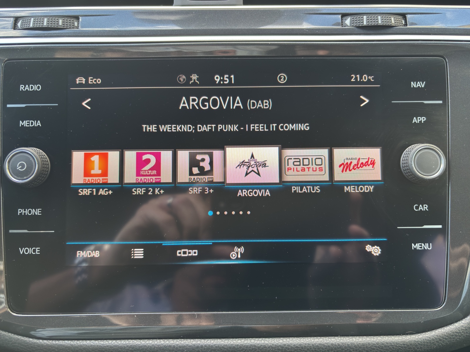 VW Tiguan Allspace 2.0 TDI SCR R-Line 4Motion DSG mit AHK, Head-Up-Display & 360°Kamrea-image-20