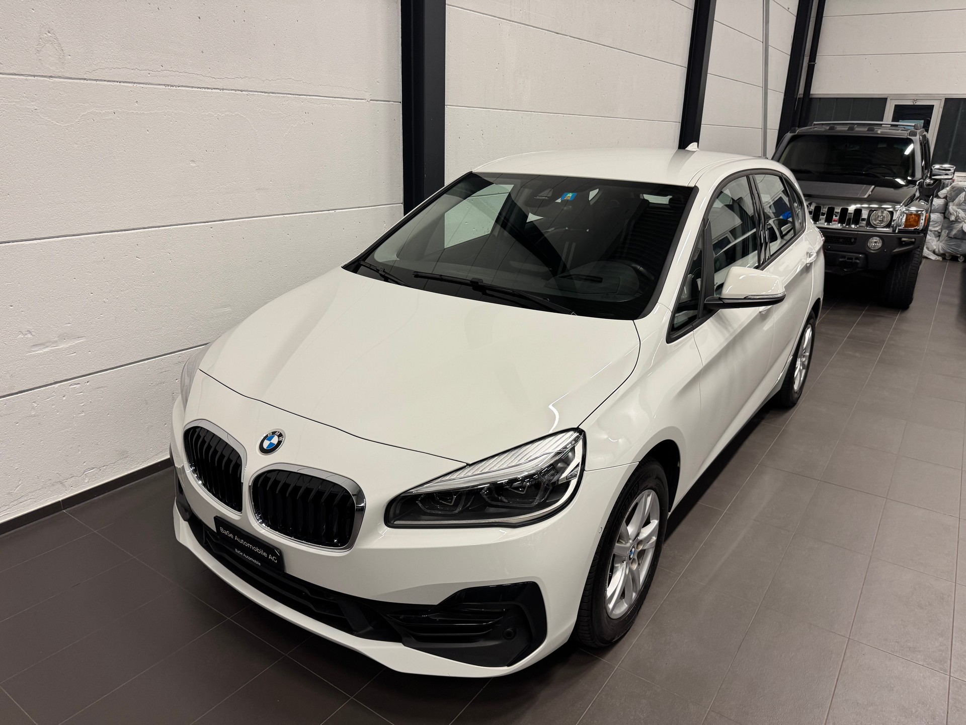 BMW 218d xDrive Active Tourer Steptronic Sport Line-image-4