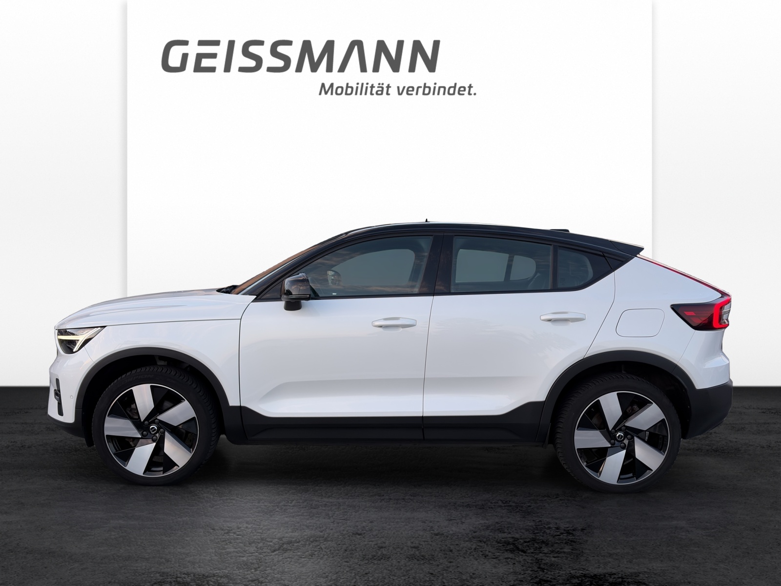 VOLVO C40 P8 Twin Recharge Ultimate AWD-showroom-element-2