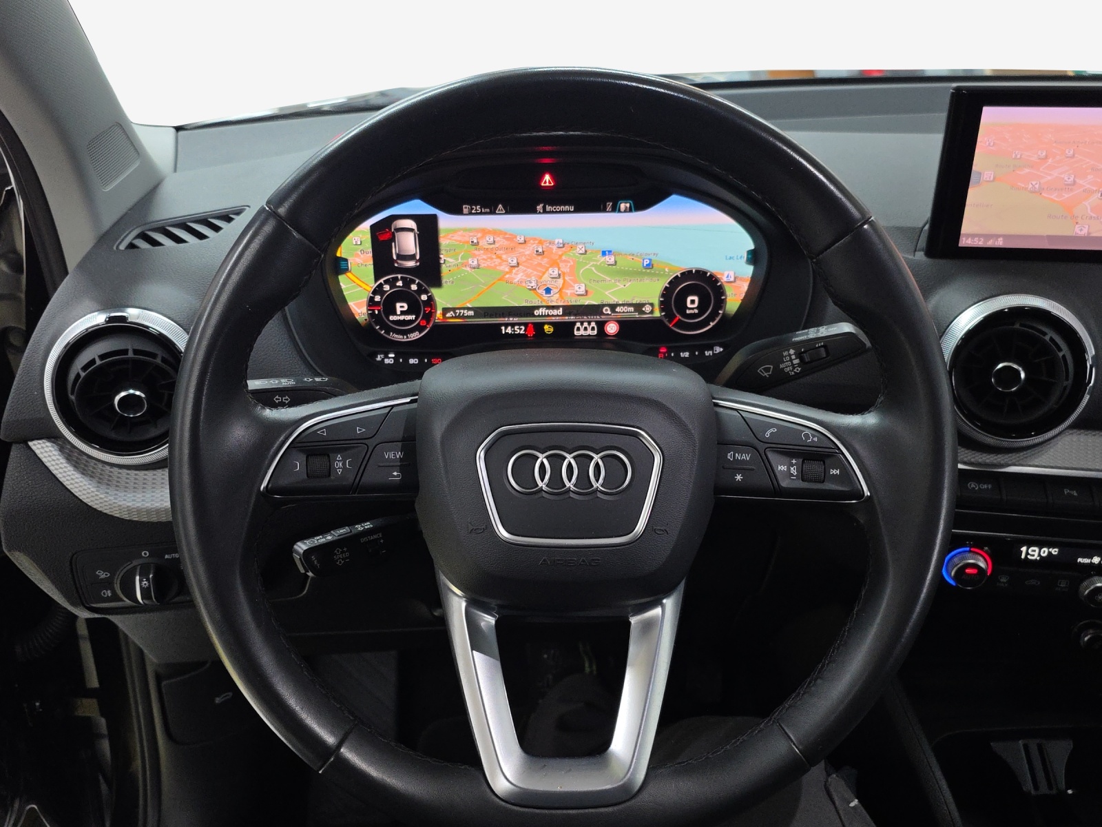 AUDI Q2 35 TFSI advanced S-tronic-image-9