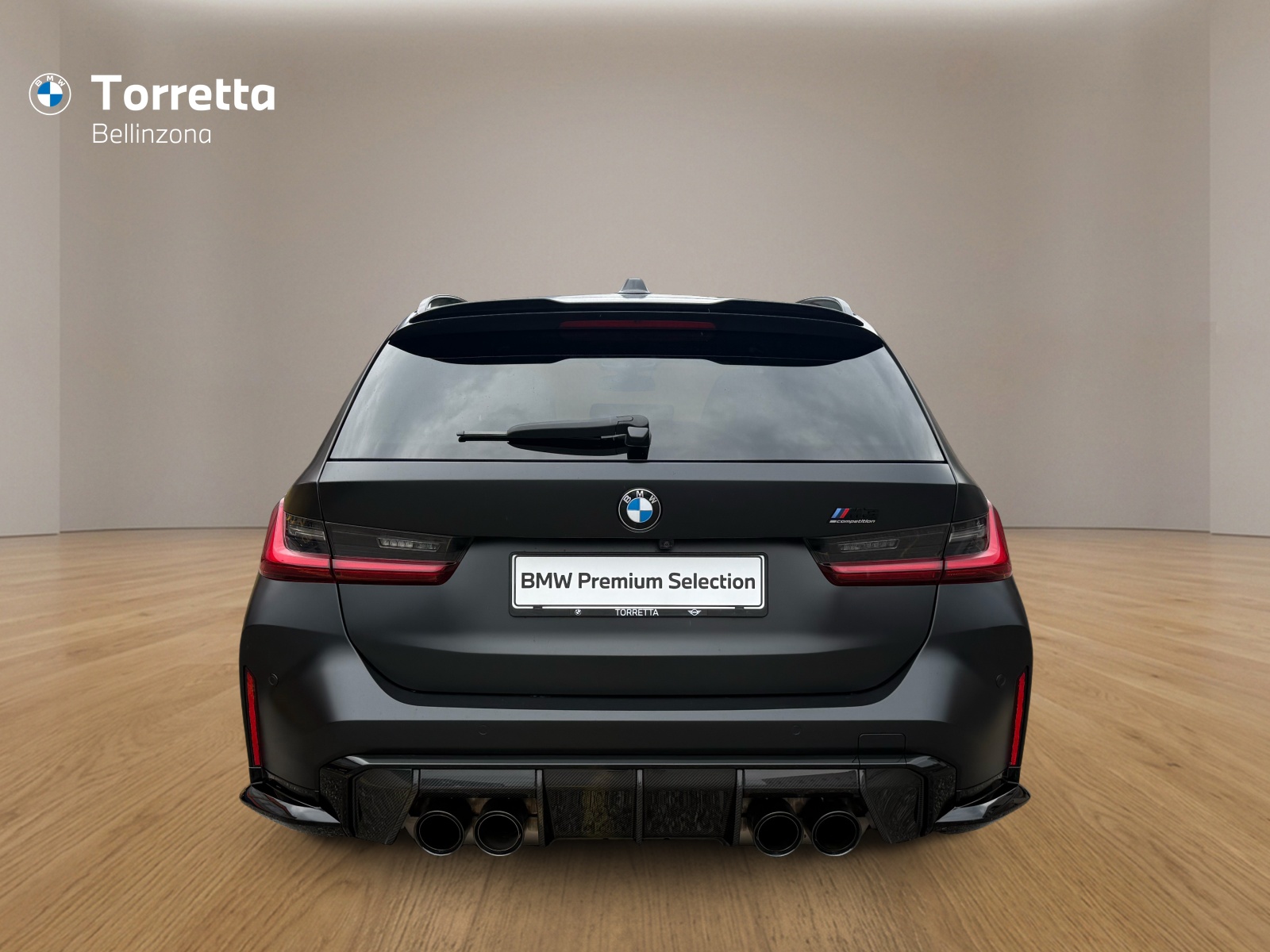BMW M3 Touring xDrive Competition M-showroom-element-3