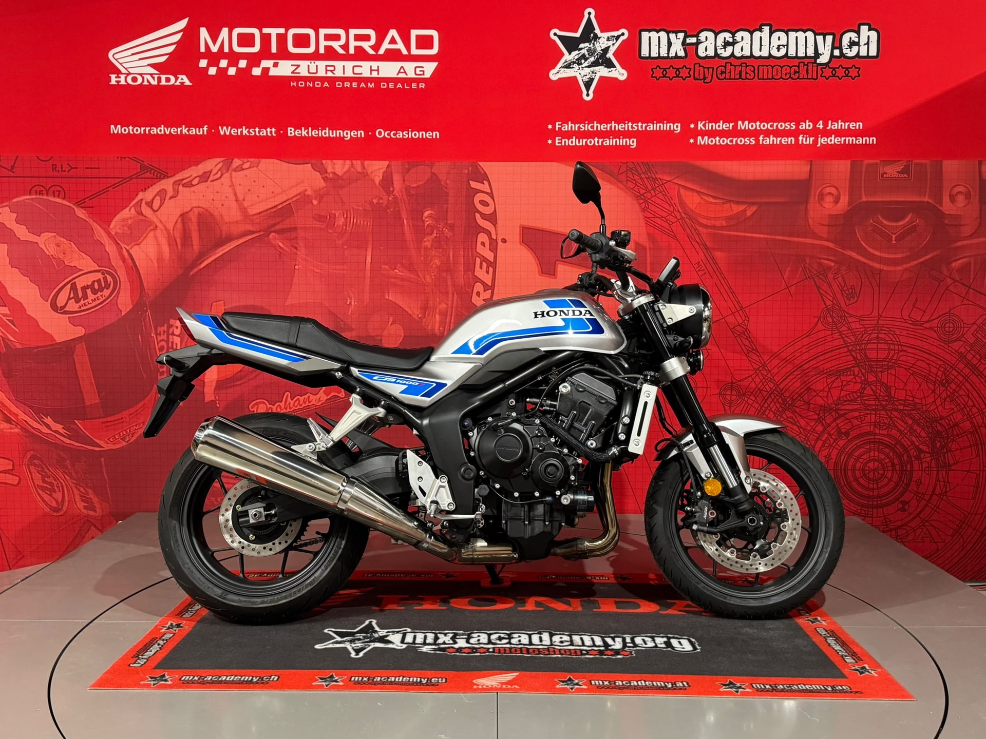 HONDA CB1000F *Neufahrzeug* **Wolf Silver Metallic - Blue Stripe**-image-0