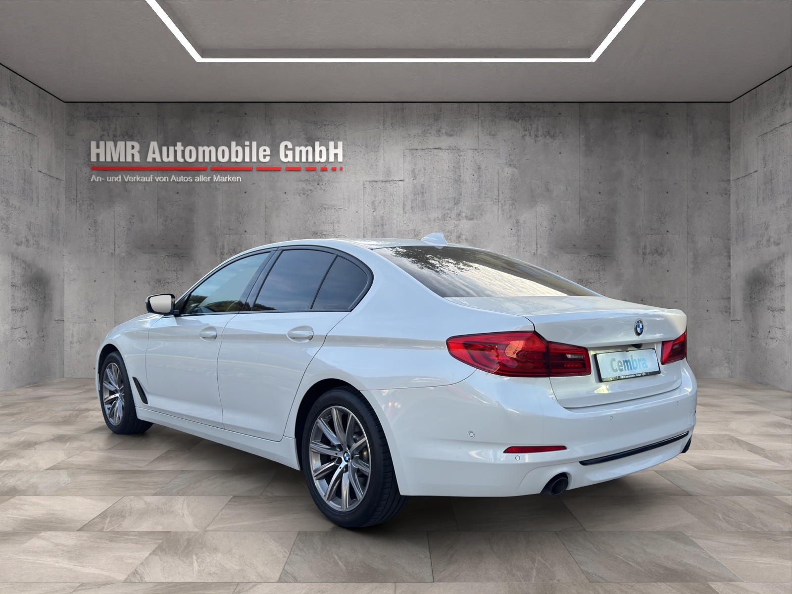 BMW 520d xDrive Sport Line Steptronic-showroom-element-1