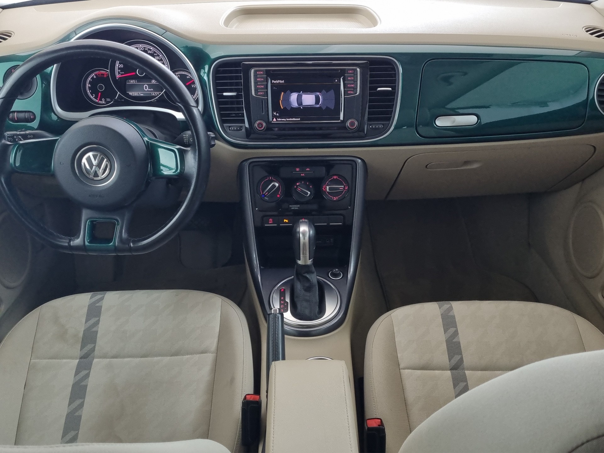 VW Beetle 1.2 TSI BMT-image-7