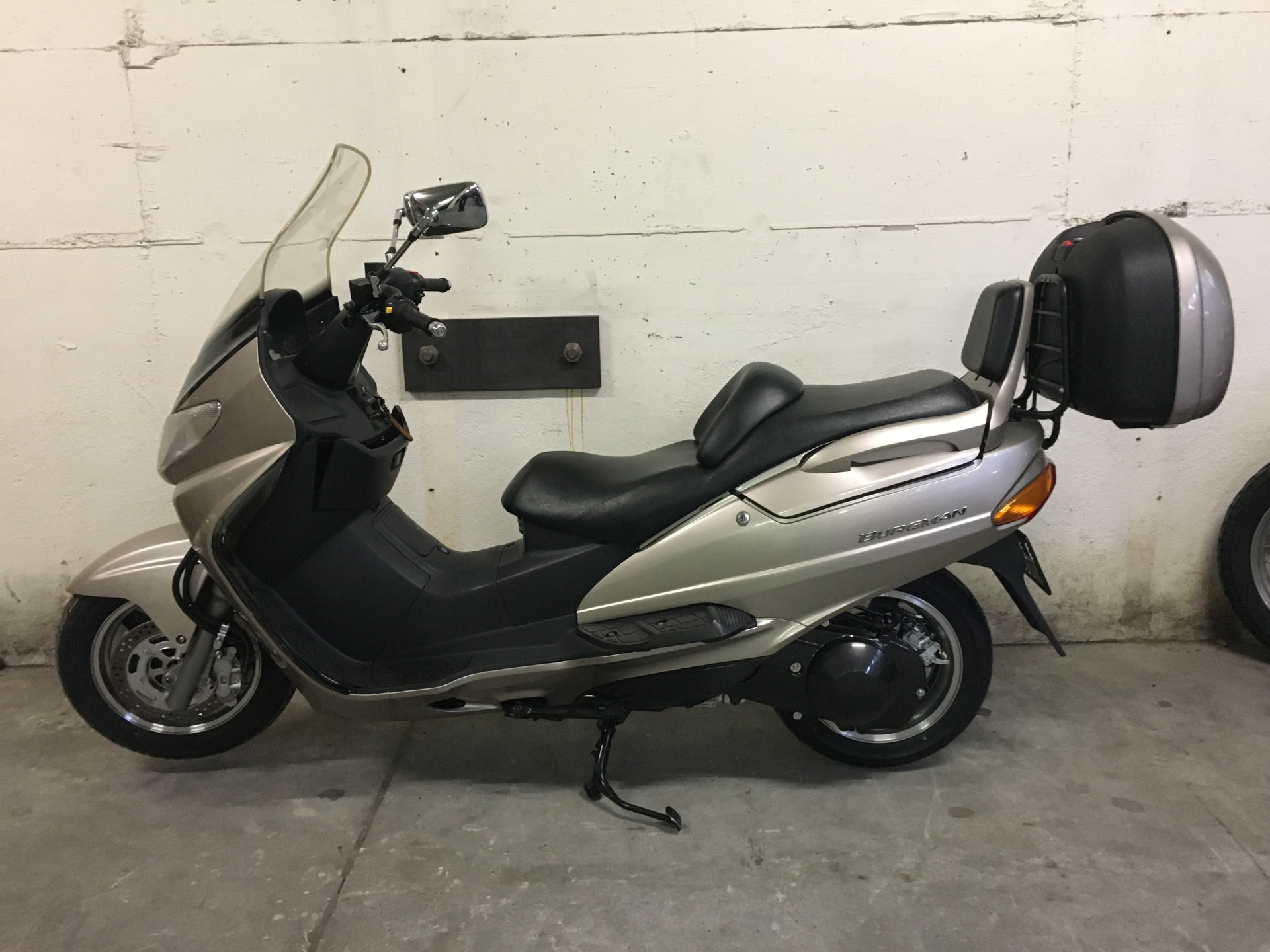 SUZUKI AN 250 Burgman-image-3