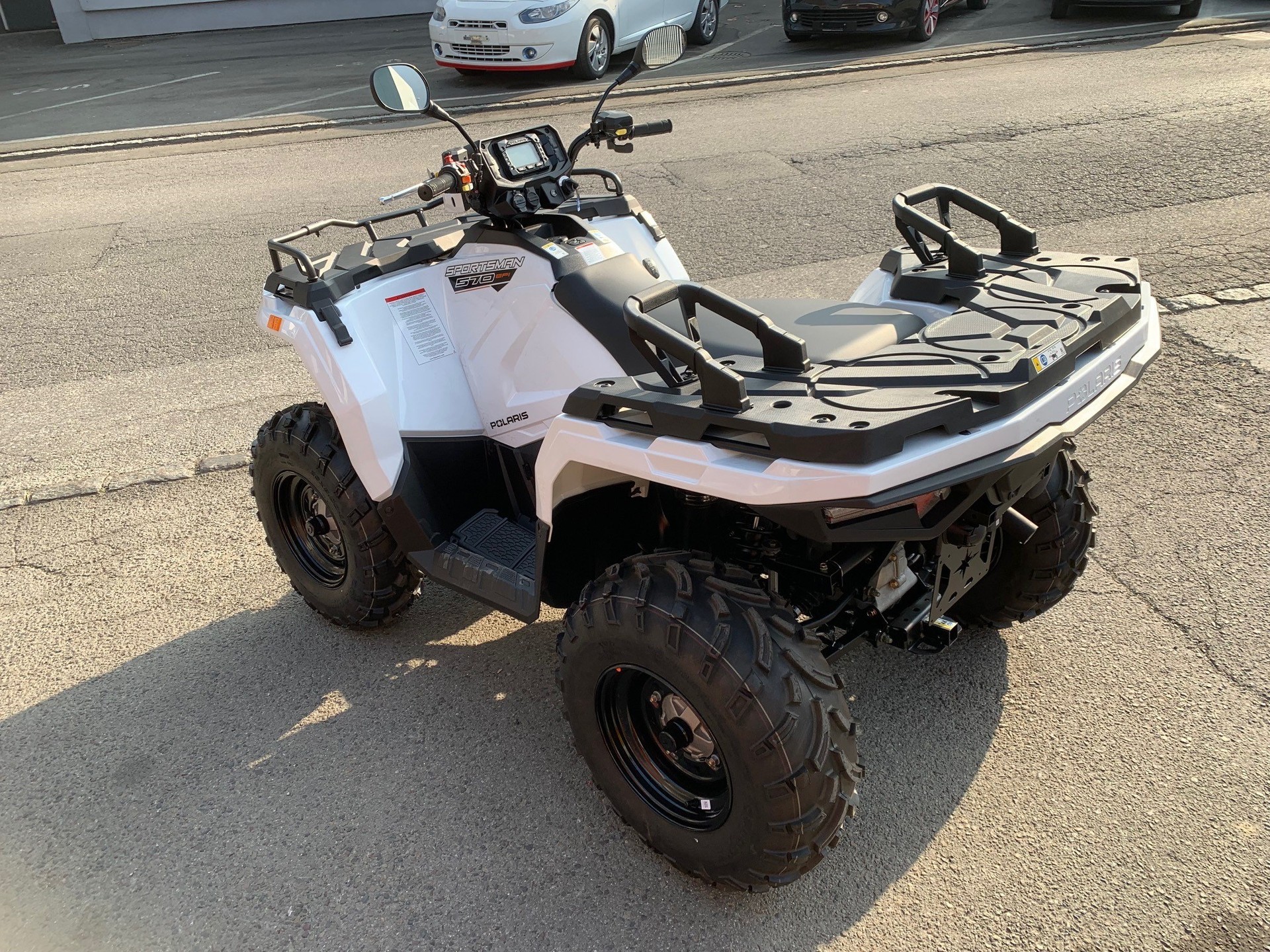 POLARIS SPORTSMAN 570-image-2