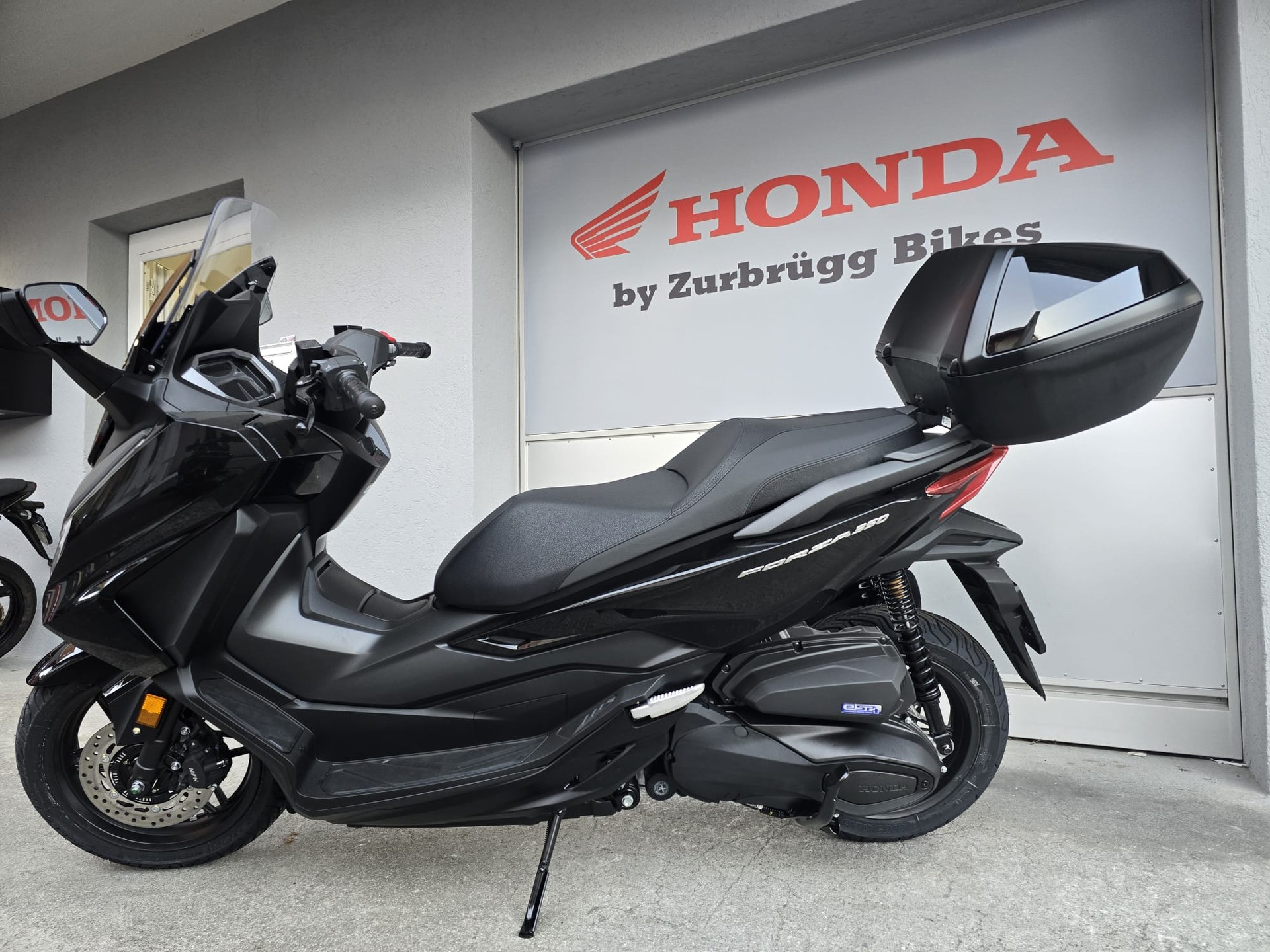 HONDA NSS 350 Smart Top Box-image-3