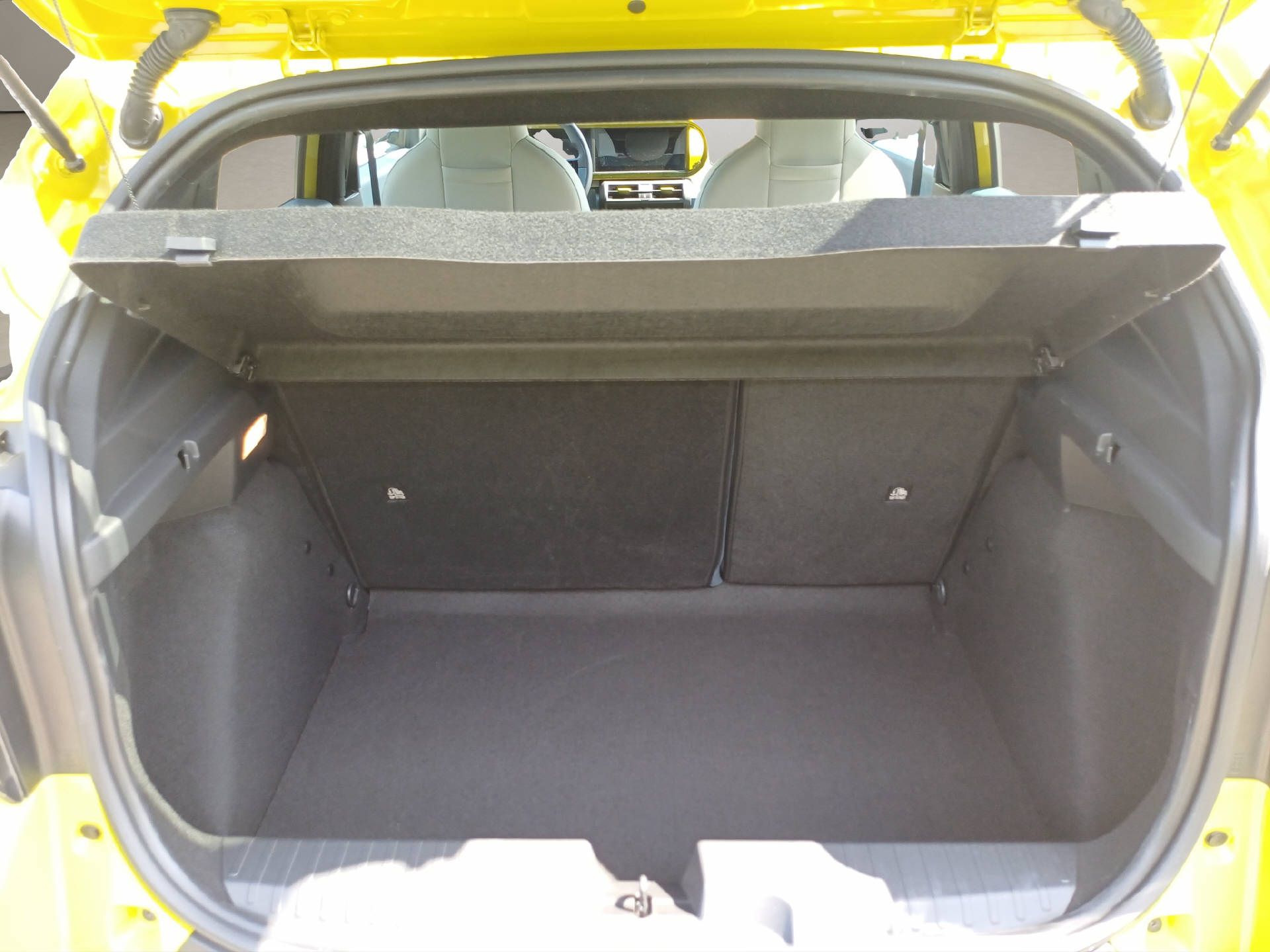 FIAT Grande Panda La Prima-image-14