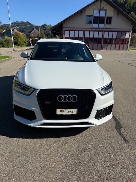 AUDI RS Q3 2.5 TFSI quattro S-tronic-showroom-element-1