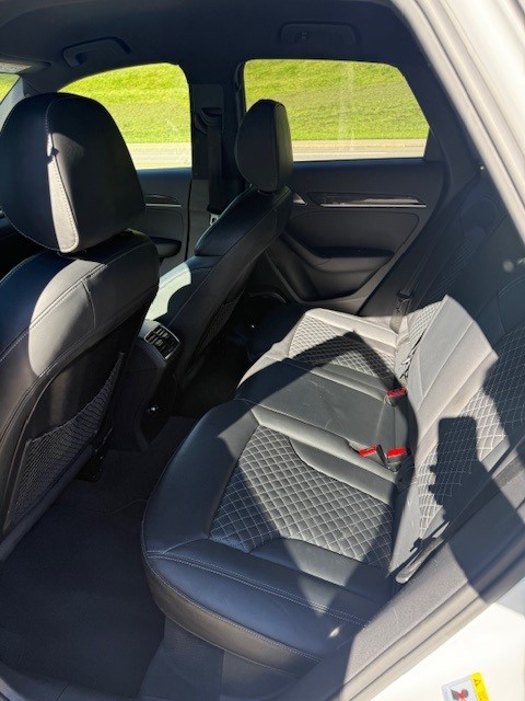 AUDI RS Q3 2.5 TFSI quattro S-tronic-image-11
