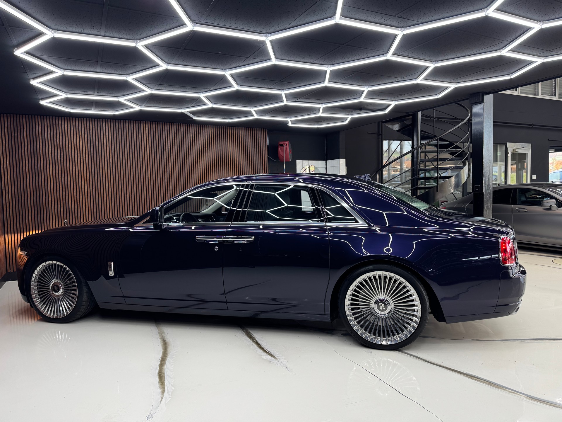 ROLLS-ROYCE GHOST-image-12