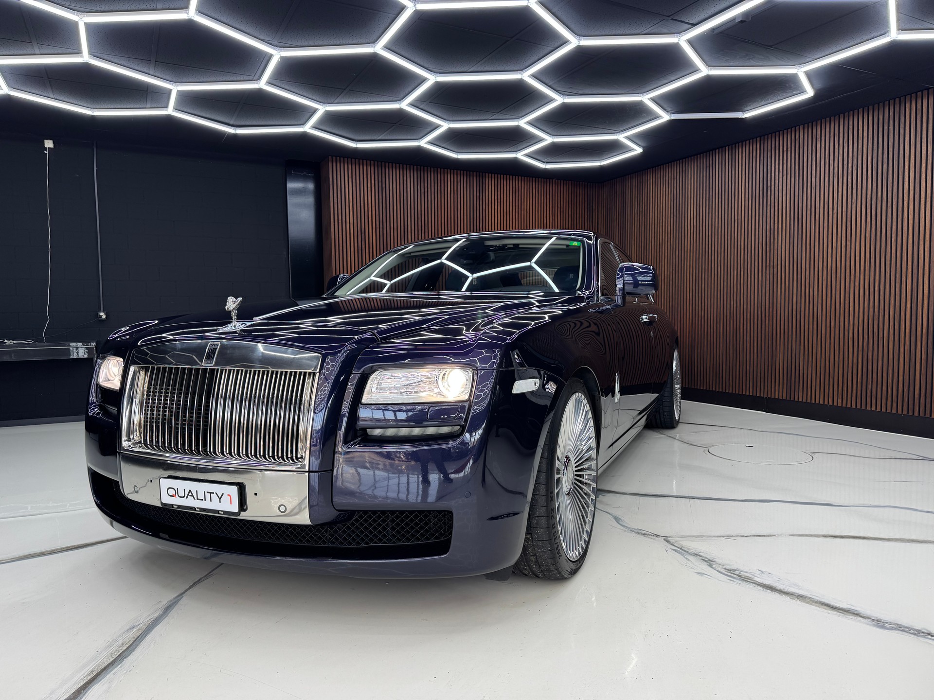 ROLLS-ROYCE GHOST-image-1