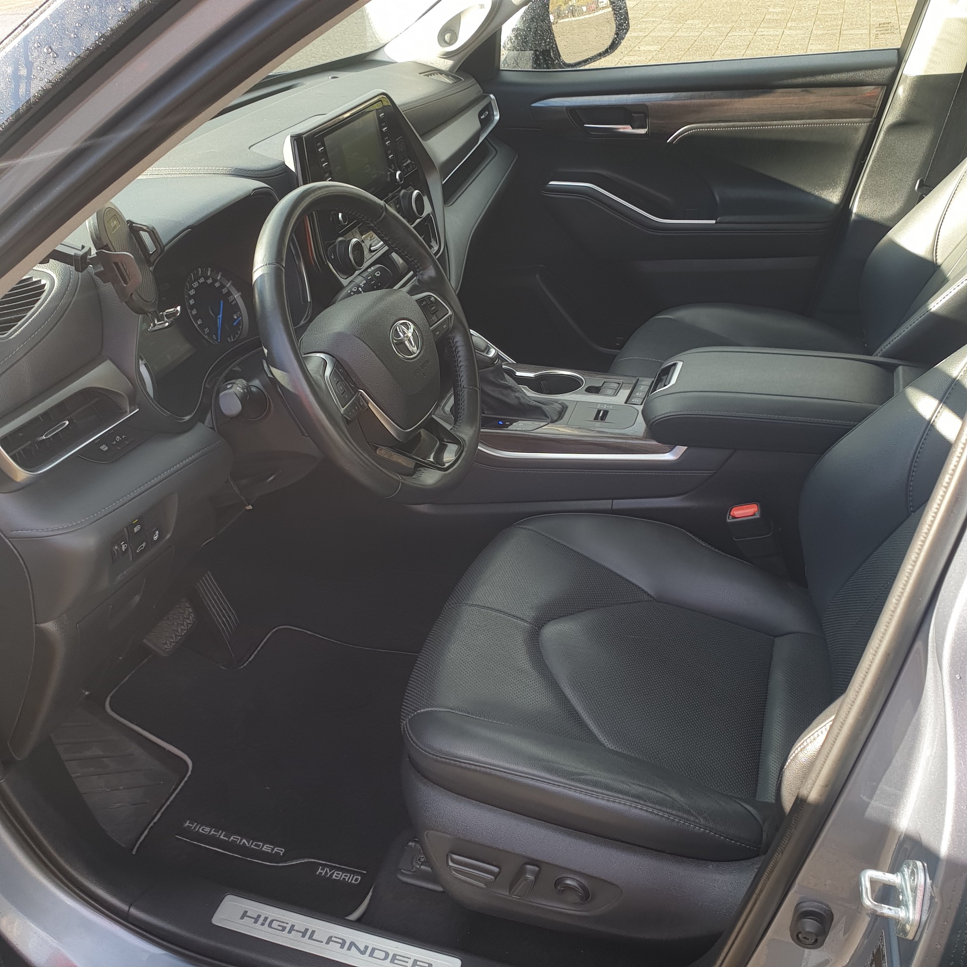 TOYOTA Highlander 2.5 HSD Premium e-CVT-image-5