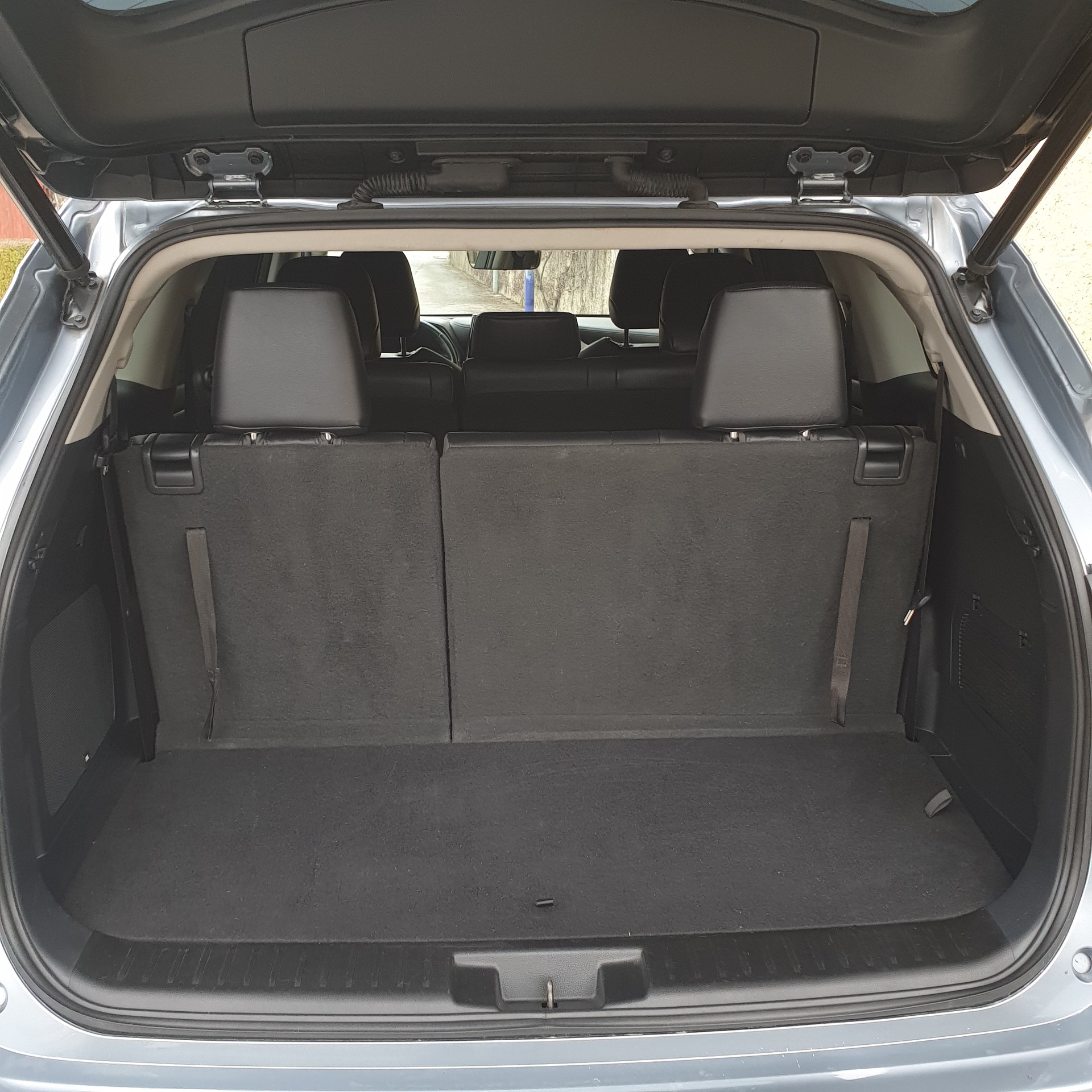 TOYOTA Highlander 2.5 HSD Premium e-CVT-image-13