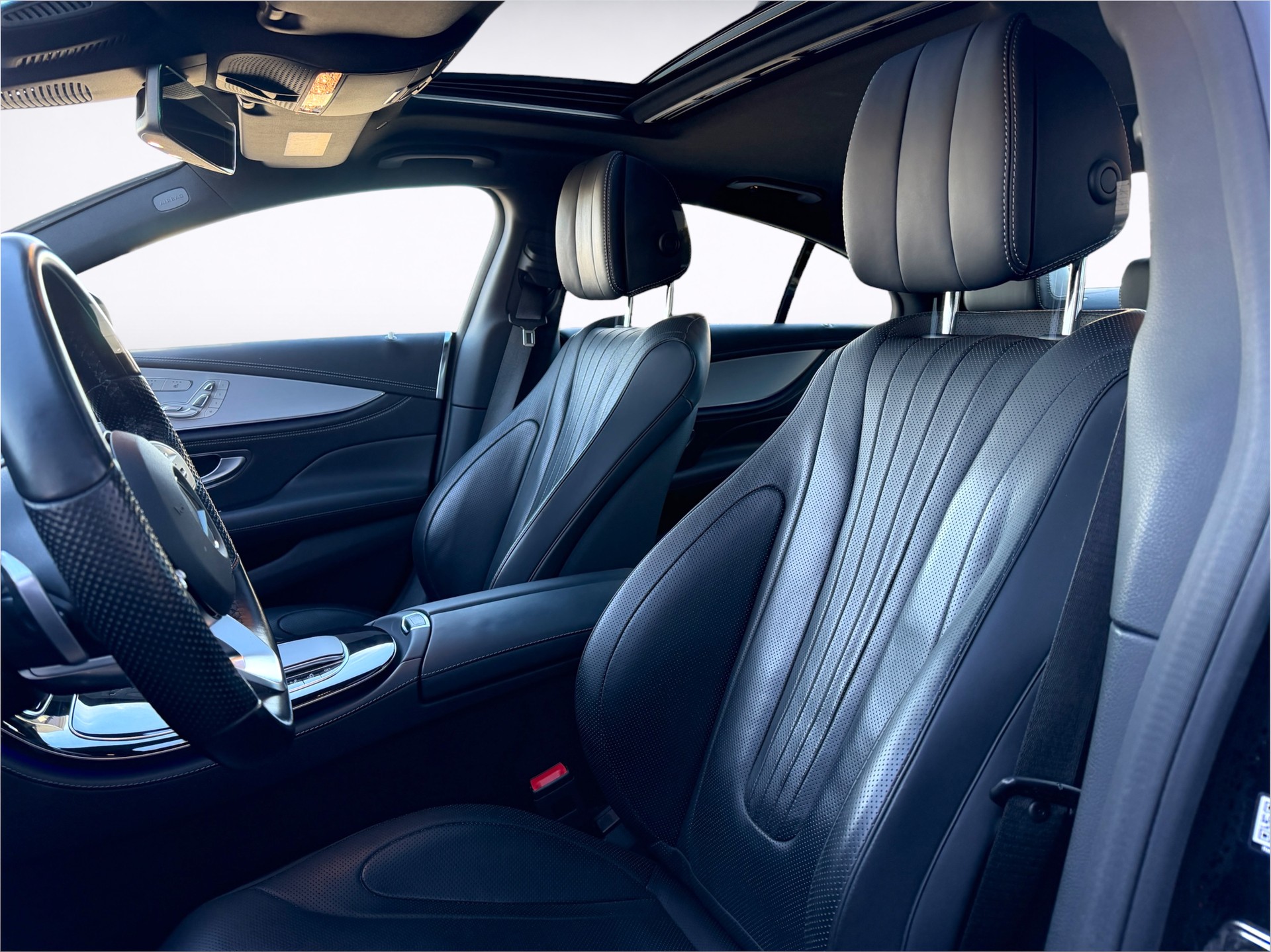 MERCEDES-BENZ CLS 450 4Matic AMG Line 9G-Tronic-image-11