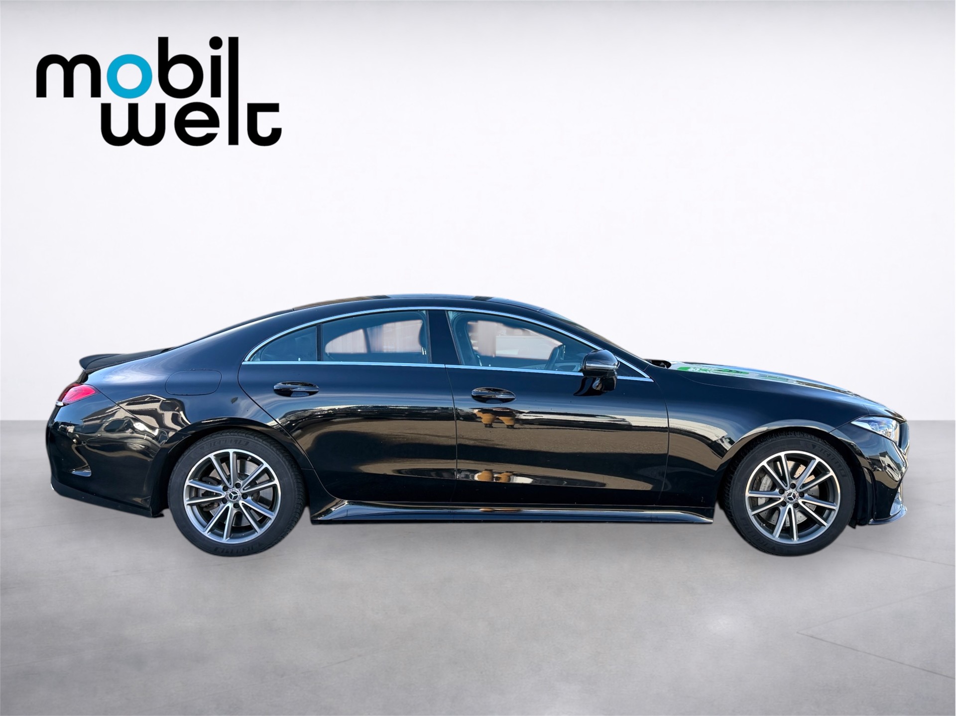 MERCEDES-BENZ CLS 450 4Matic AMG Line 9G-Tronic-image-2