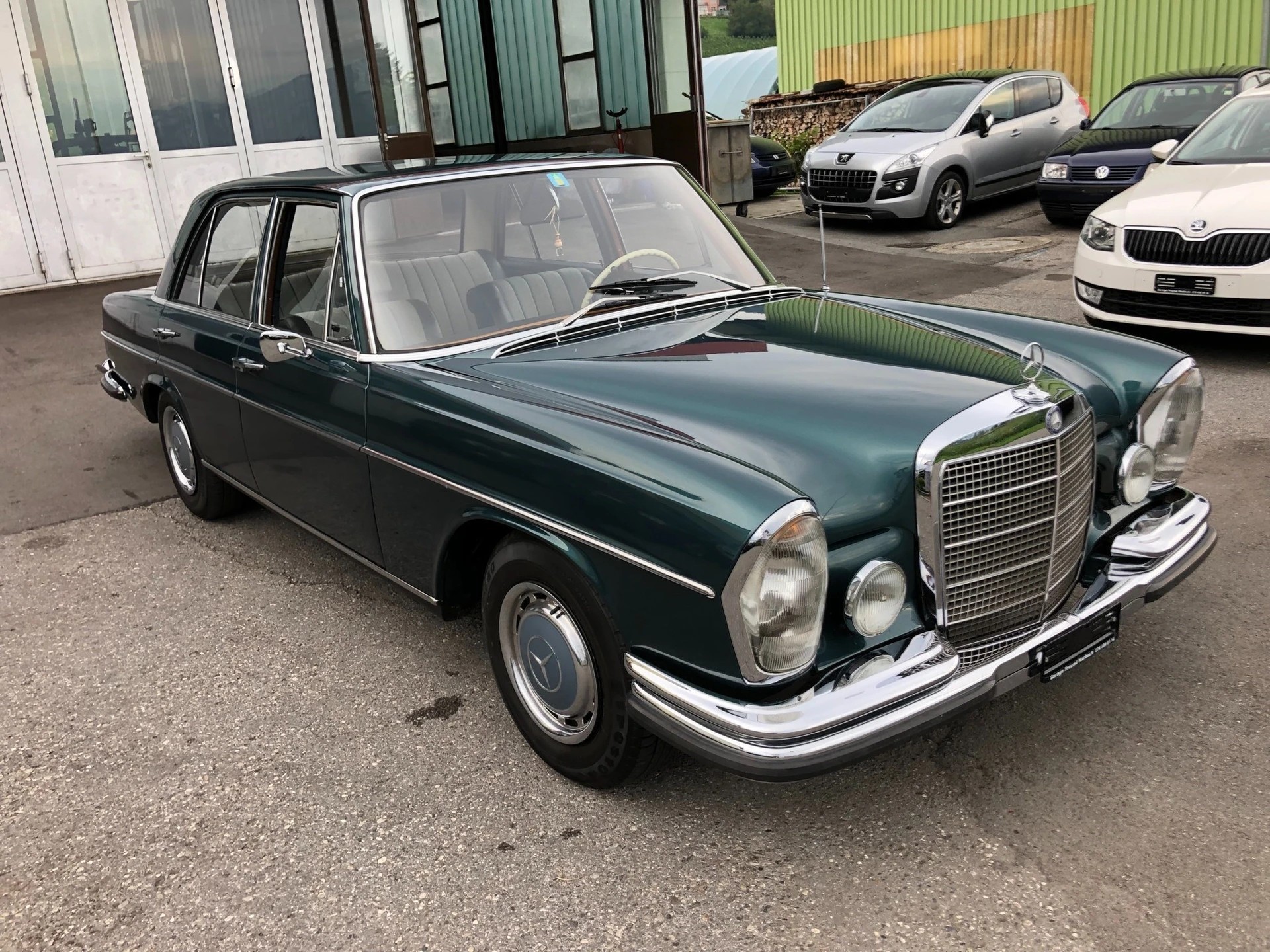 MERCEDES-BENZ 250 SE-image-4