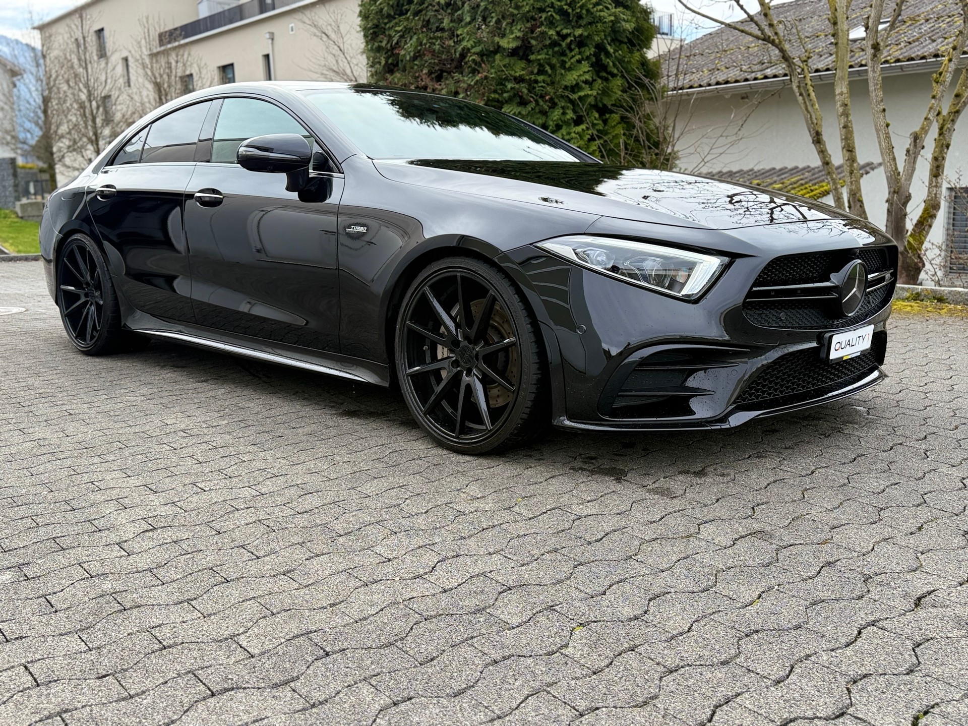 MERCEDES-BENZ CLS 53 AMG 4 Matic+ Edition1-showroom-element-2