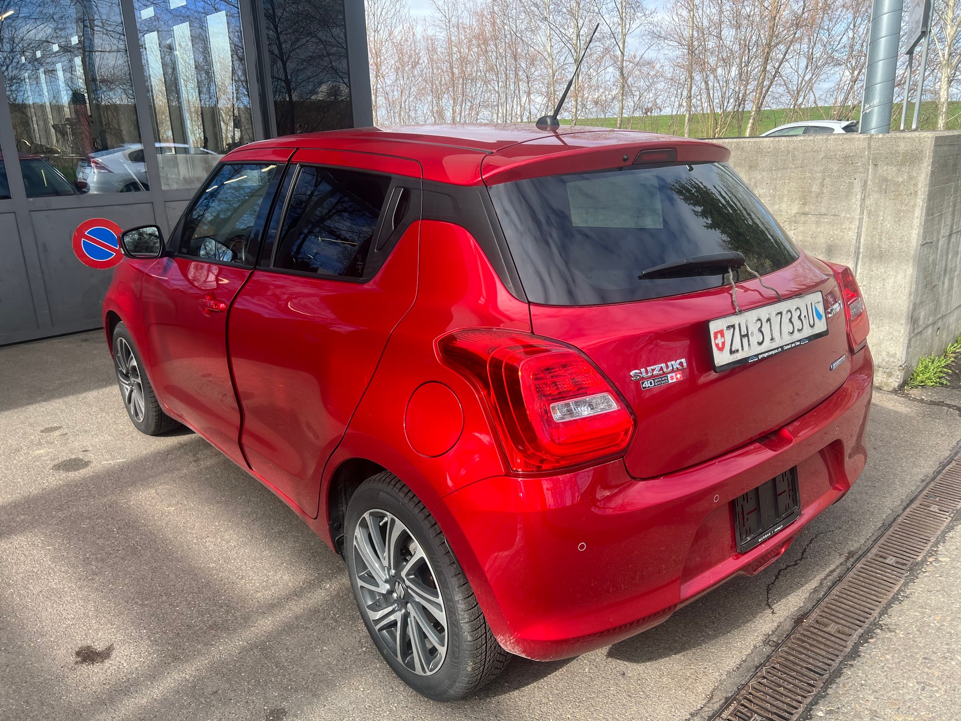SUZUKI Swift 1.2 Compact Top Hybrid CVT-image-4
