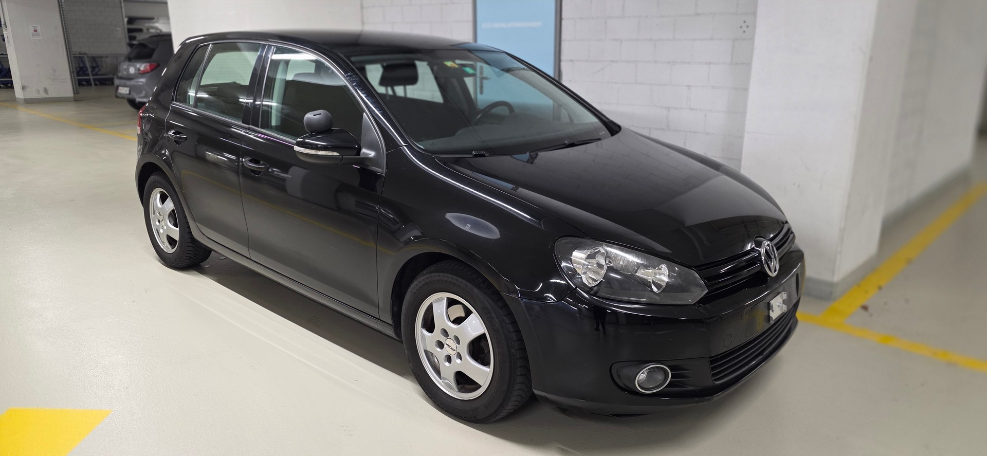 VW Golf 2.0 TDI Trendline-image-6