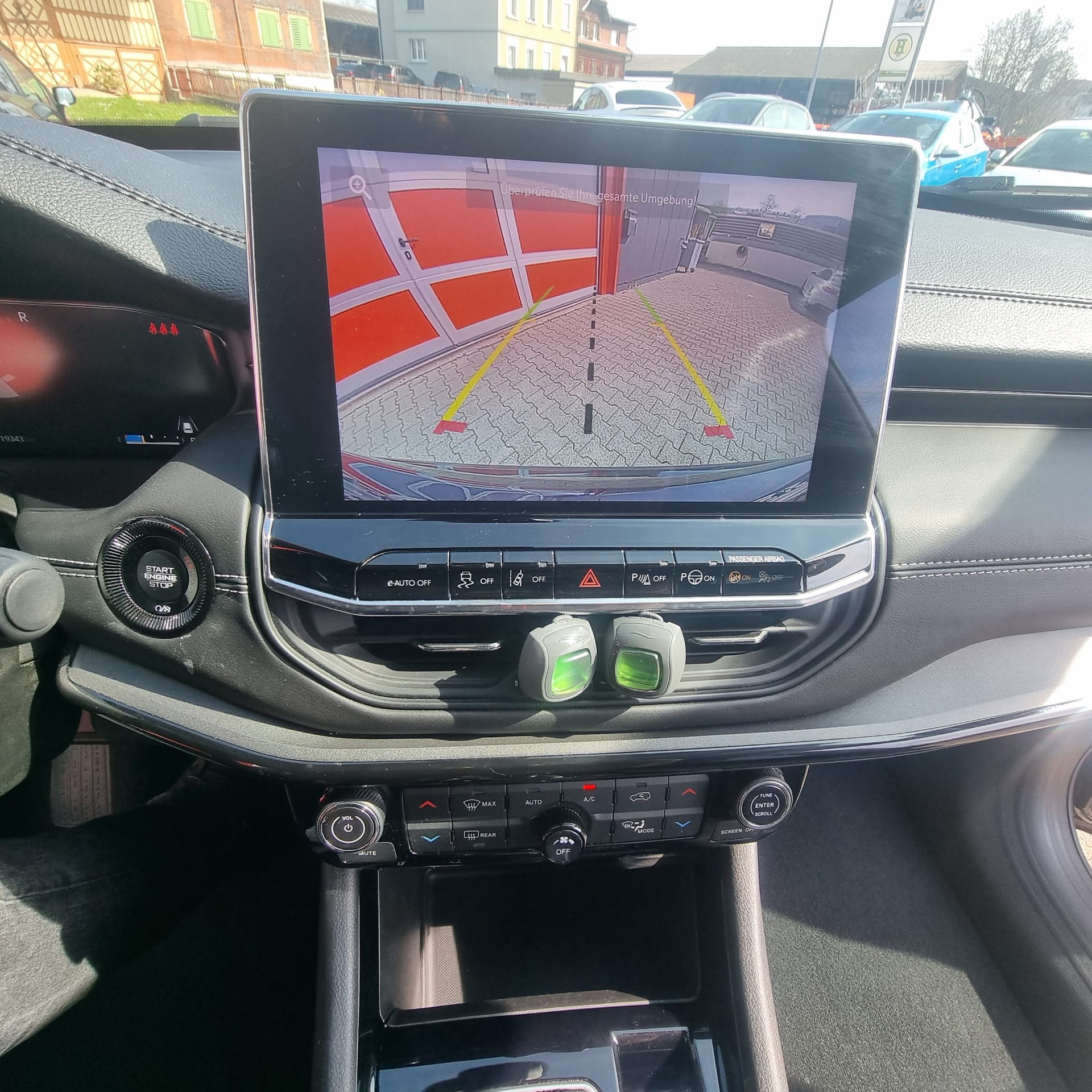 JEEP Compass 4x2 1.5 T MHEV Summit-image-9