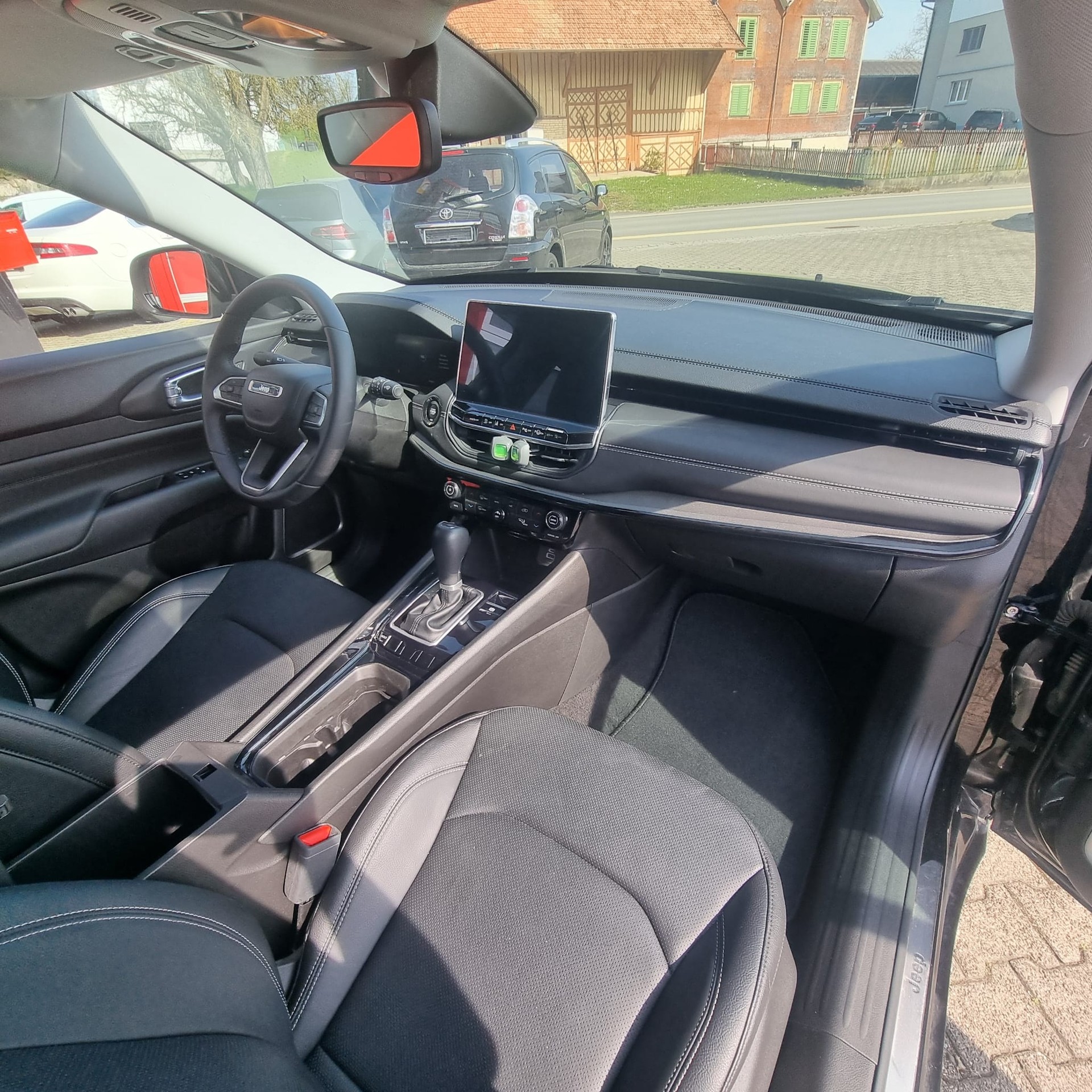 JEEP Compass 4x2 1.5 T MHEV Summit-image-10