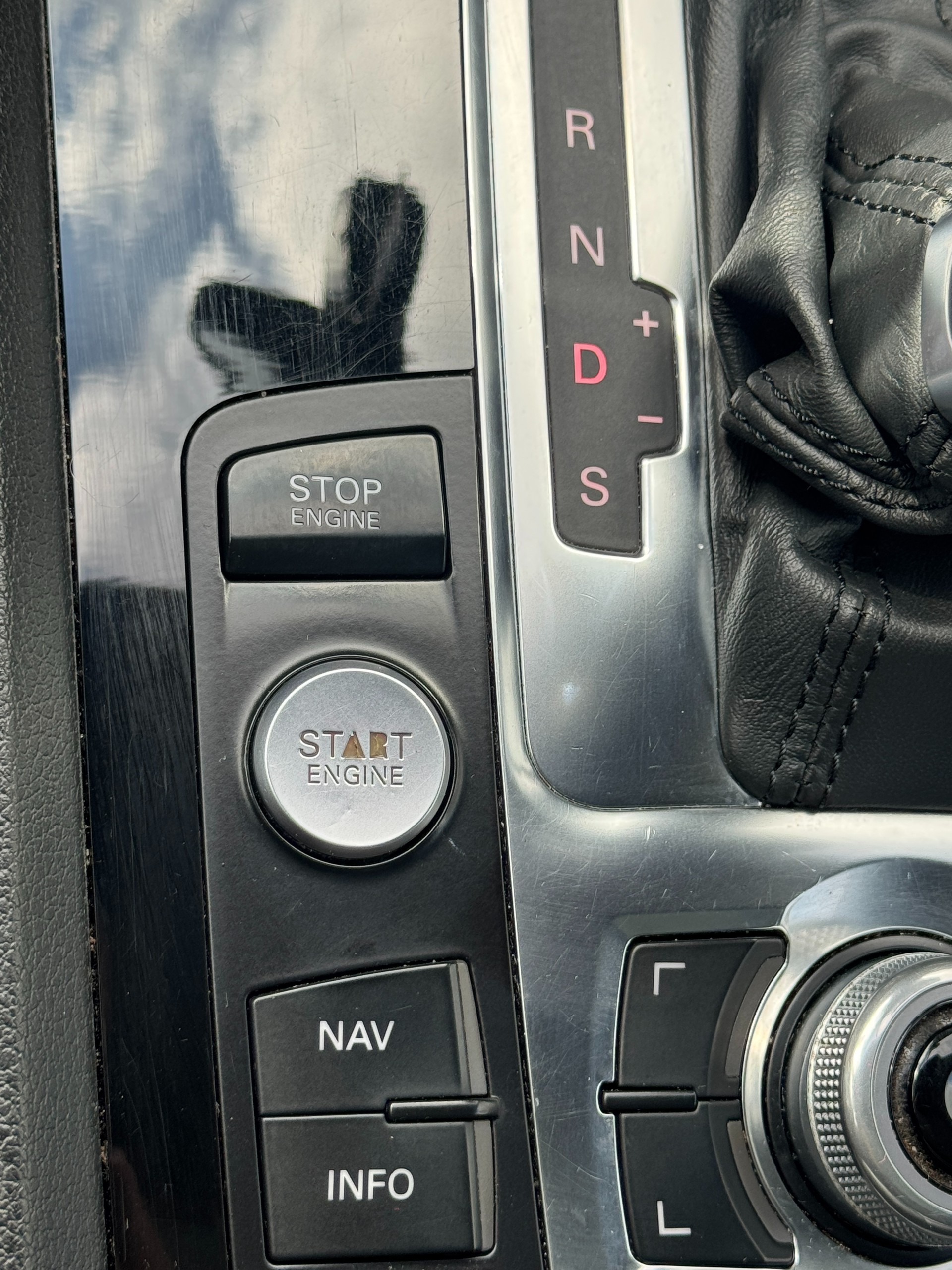 AUDI Q7 3.0 TDI addBlue quattro tiptronic-image-15