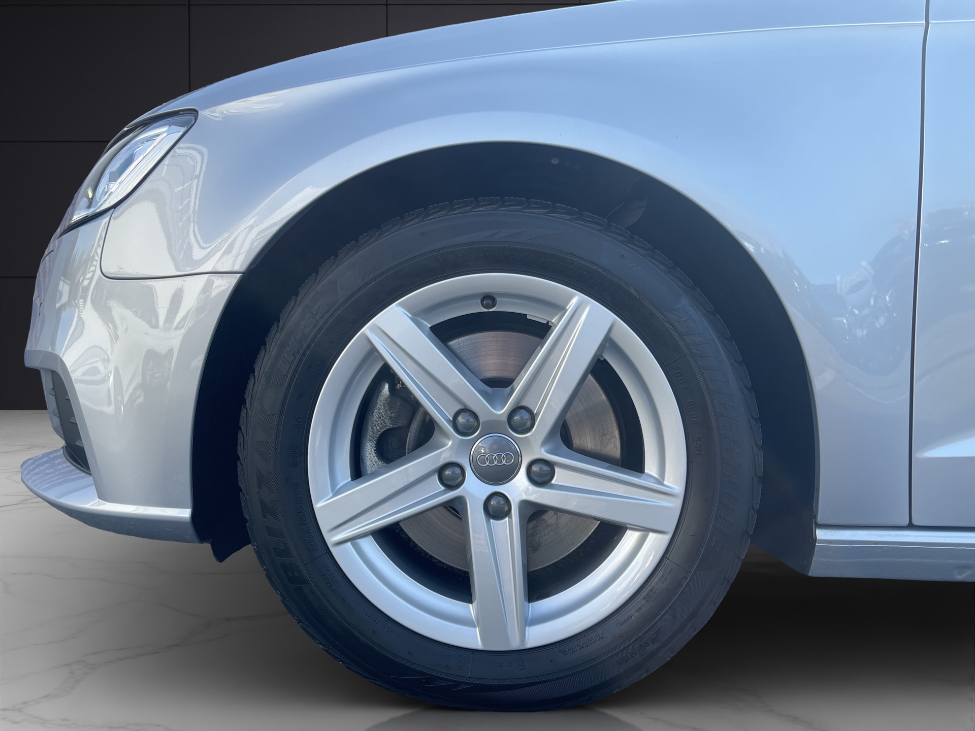 AUDI A3 Sportback 35 TDI S-tronic-image-20