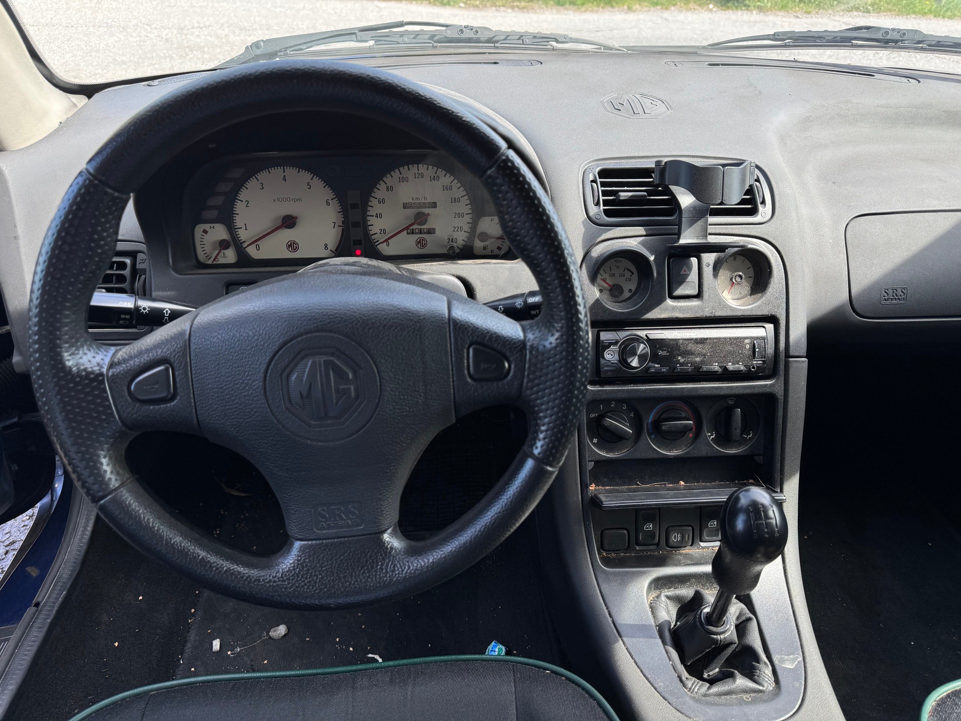 MG MGF 1.8i-image-9