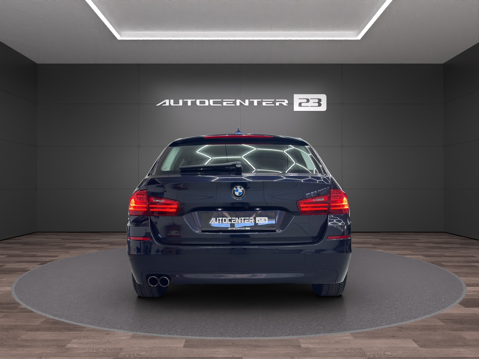 BMW 520d Touring xDrive Steptronic-image-3