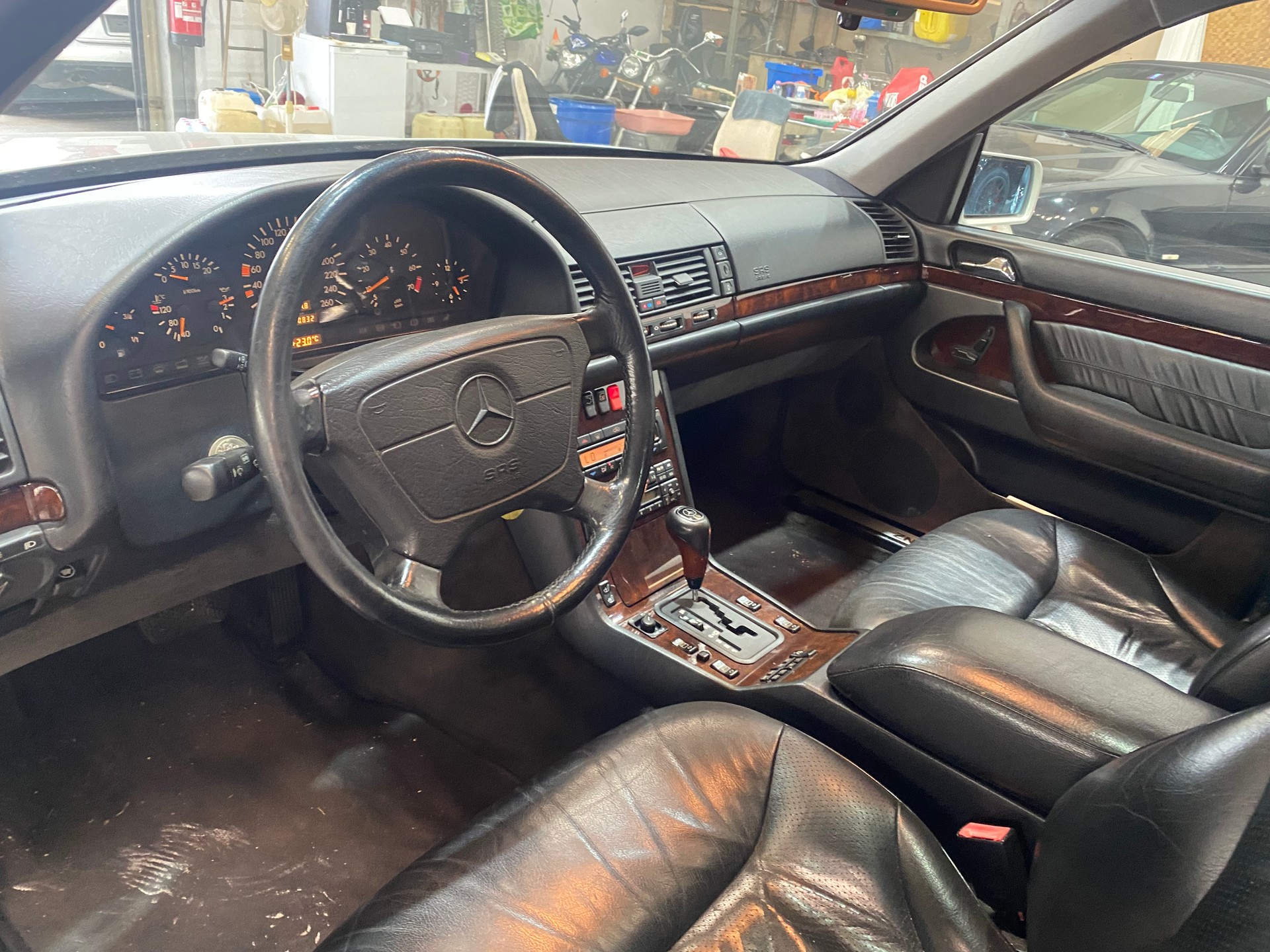 MERCEDES-BENZ S 320 Automatic-image-9