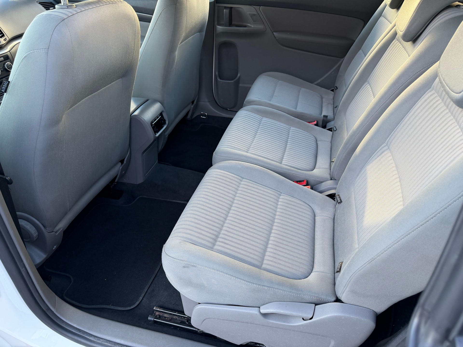 SEAT Alhambra 1.4 TSI Budget-image-9