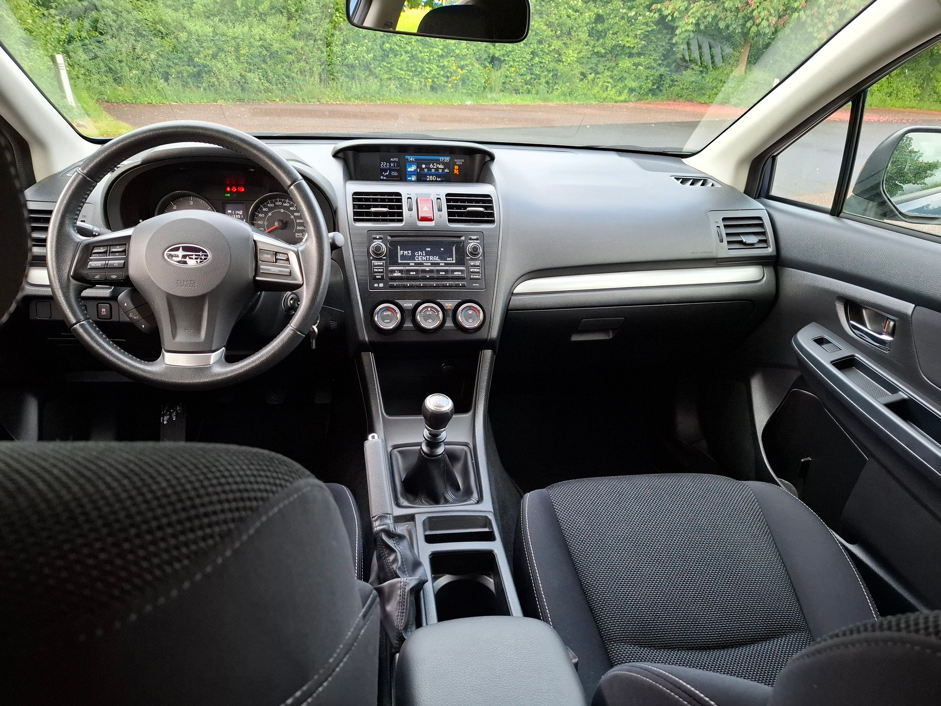 SUBARU XV 2.0D Swiss One AWD-image-8