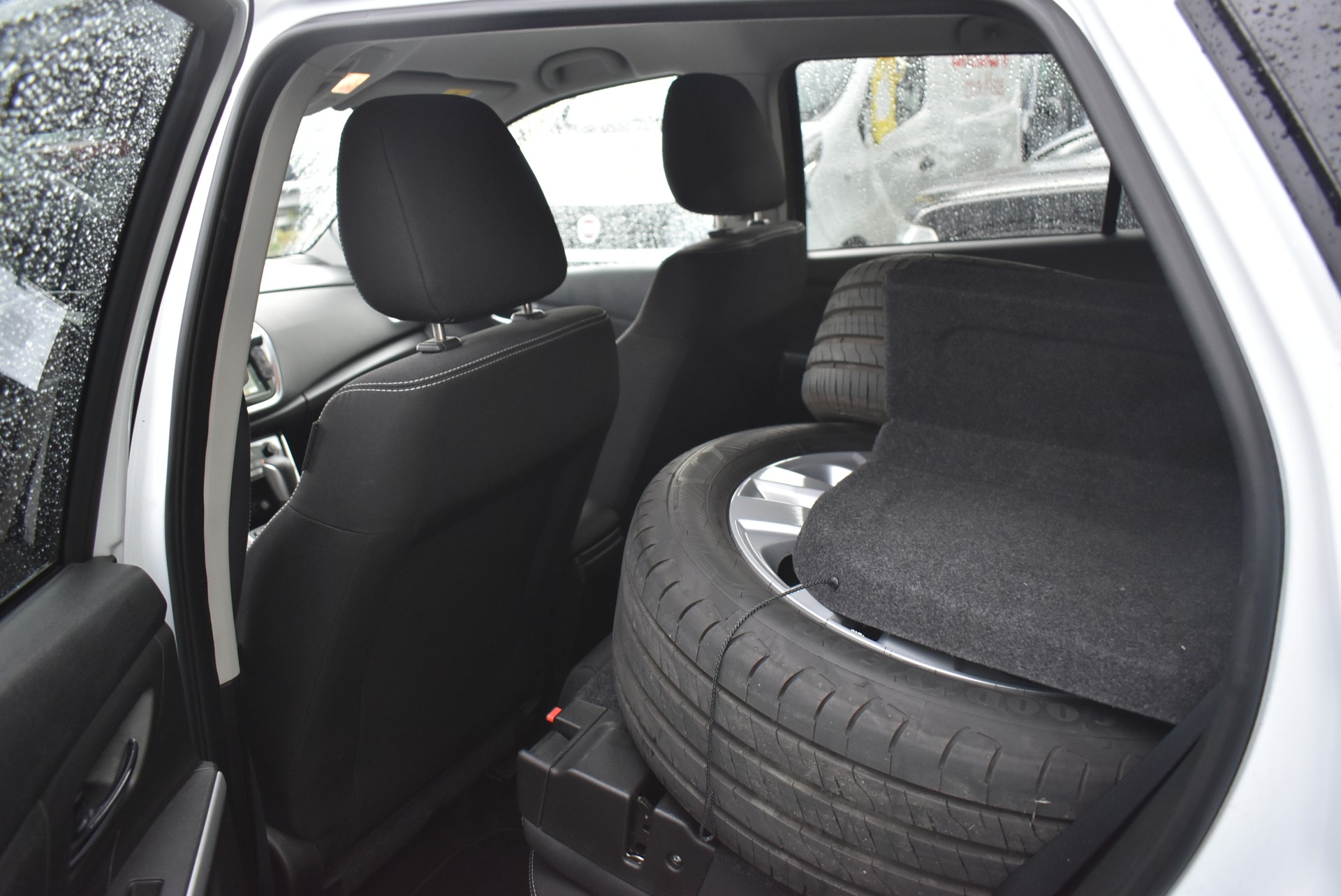 SUZUKI SX4 S-Cross 1.4 16V Compact+ 4WD Automatic-image-2