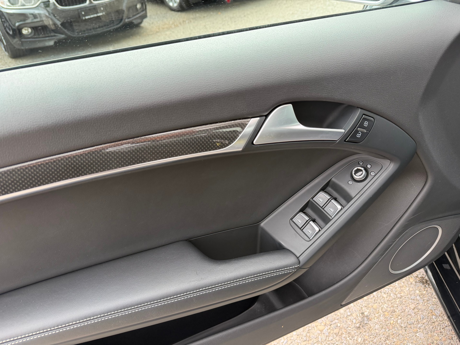 AUDI S5 Cabrio 3.0 TFSI quattro S-tronic-image-6