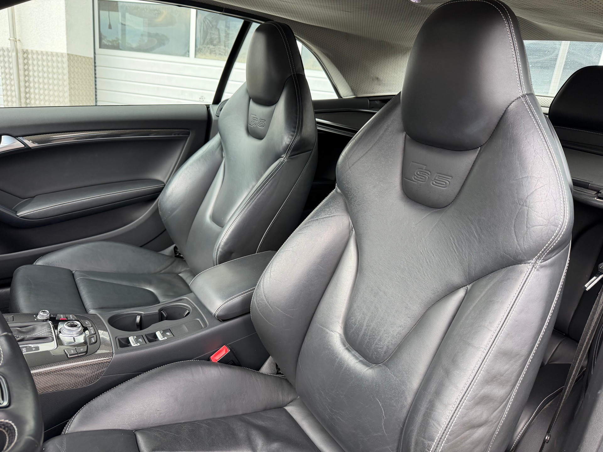 AUDI S5 Cabrio 3.0 TFSI quattro S-tronic-image-5