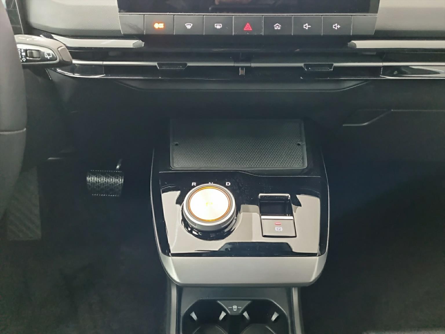 MG MG4 Comfort 64kWh-image-7