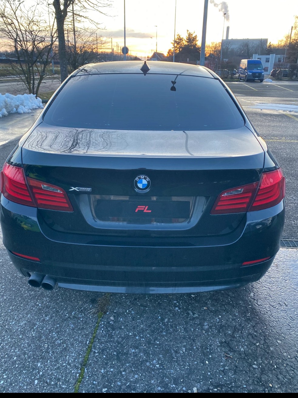 BMW 528i xDrive Steptronic-image-10