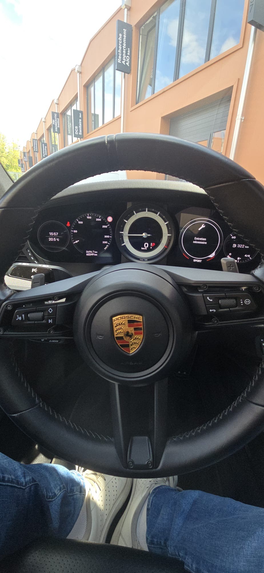 PORSCHE 911-image-11