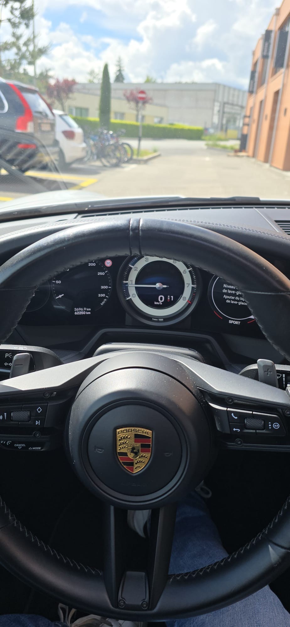 PORSCHE 911-image-10