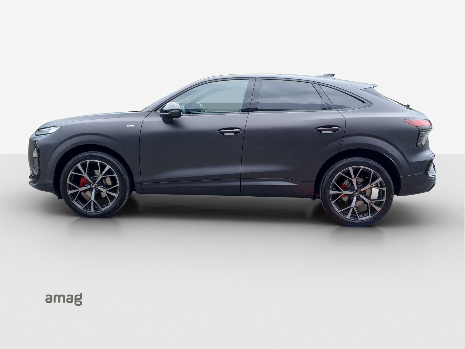 AUDI Q3 Sportback 110 kW TFSI S tronic-image-1