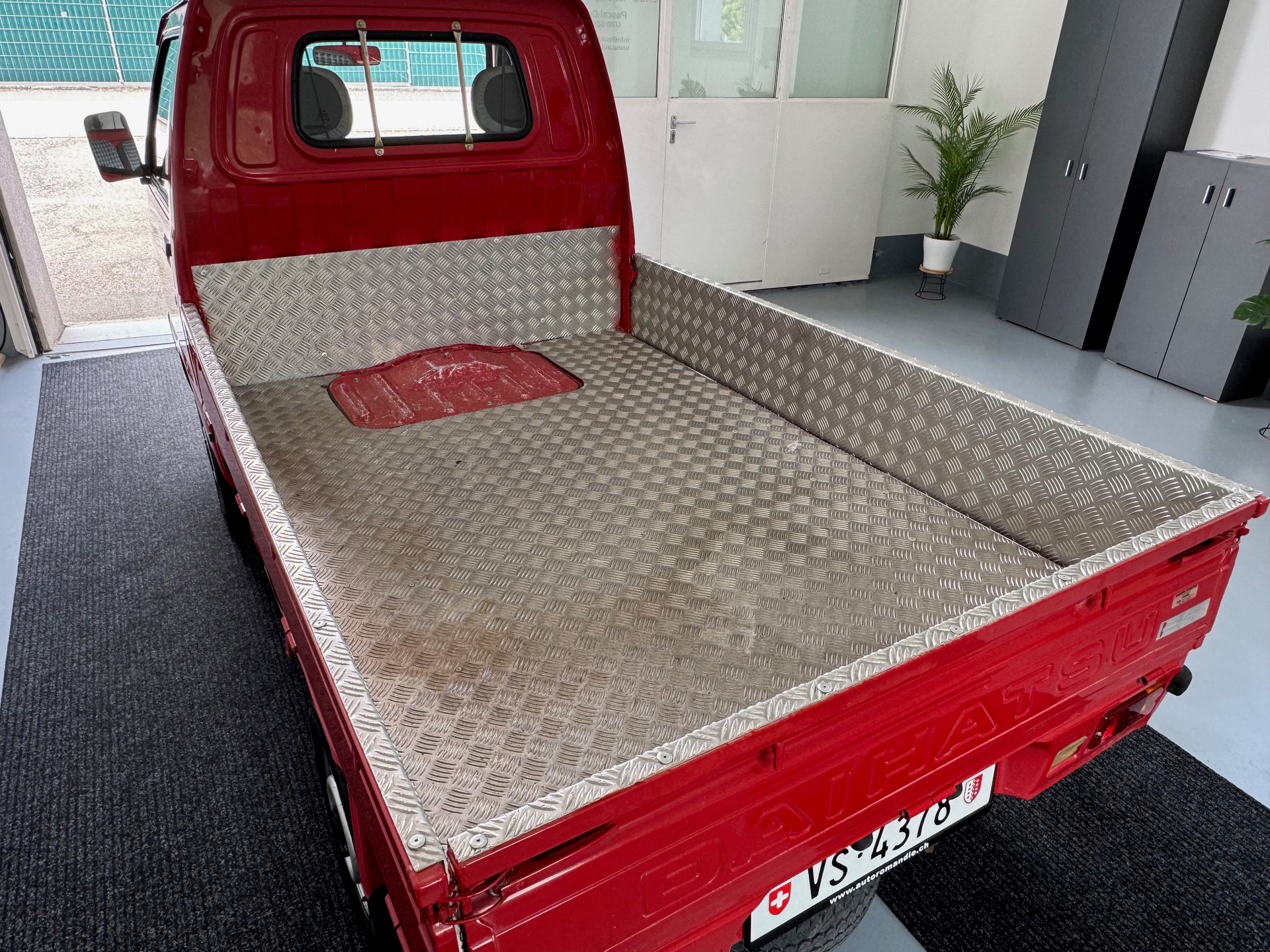 DAIHATSU Pick-Up-image-4