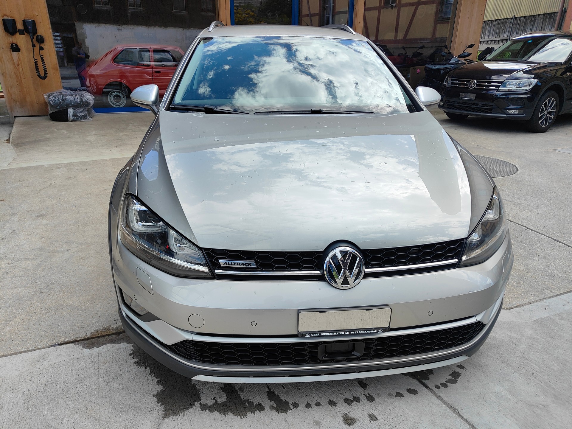 VW Golf 2.0 TDI Alltrack 4Motion-showroom-element-3