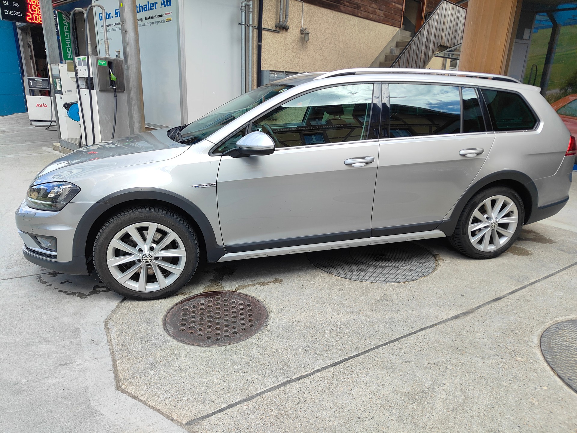 VW Golf 2.0 TDI Alltrack 4Motion-showroom-element-1