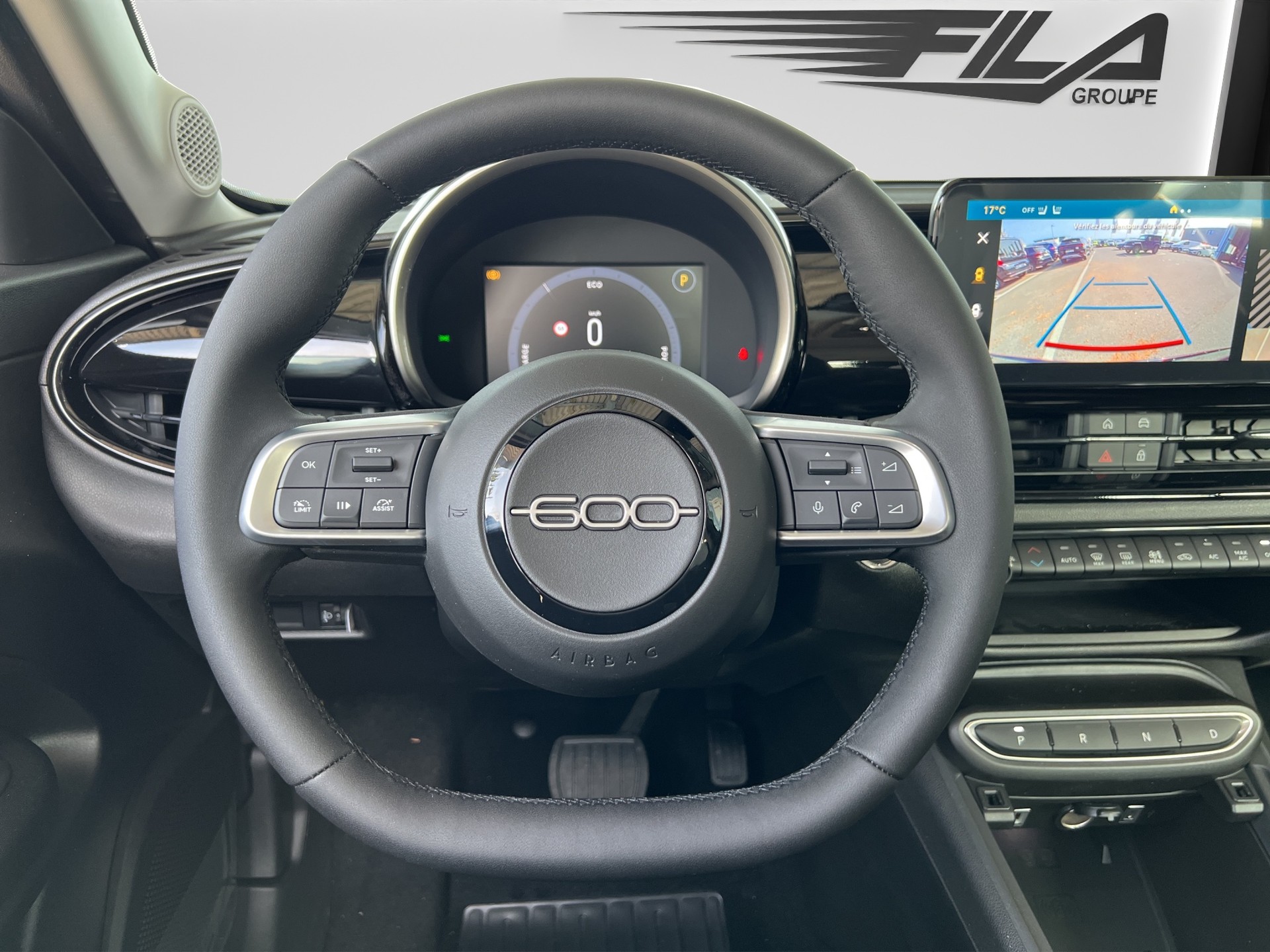 FIAT 600 1.2 Hybrid 110 Swis Edition-image-8