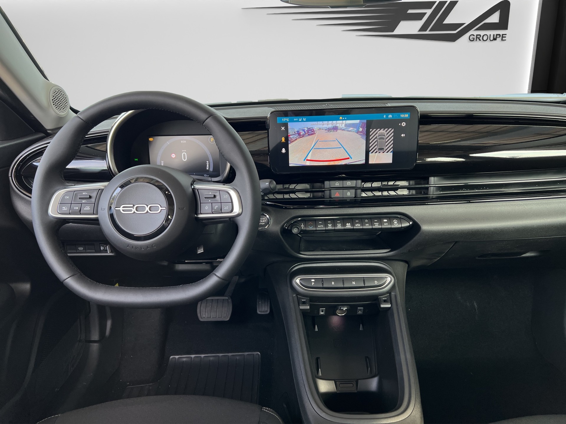 FIAT 600 1.2 Hybrid 110 Swis Edition-image-9