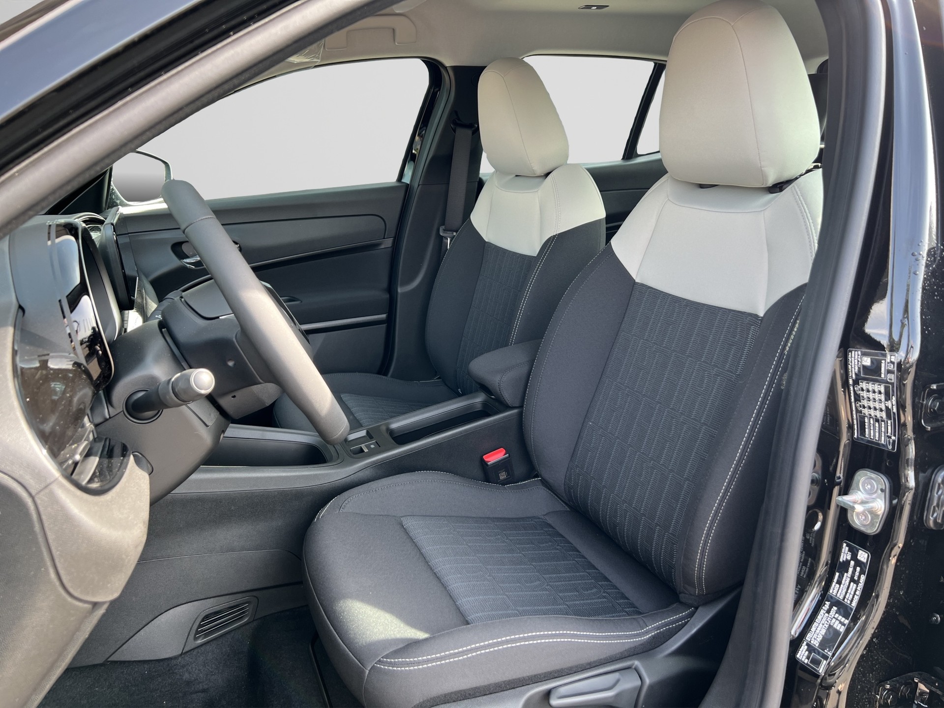 FIAT 600 1.2 Hybrid 110 Swis Edition-image-7