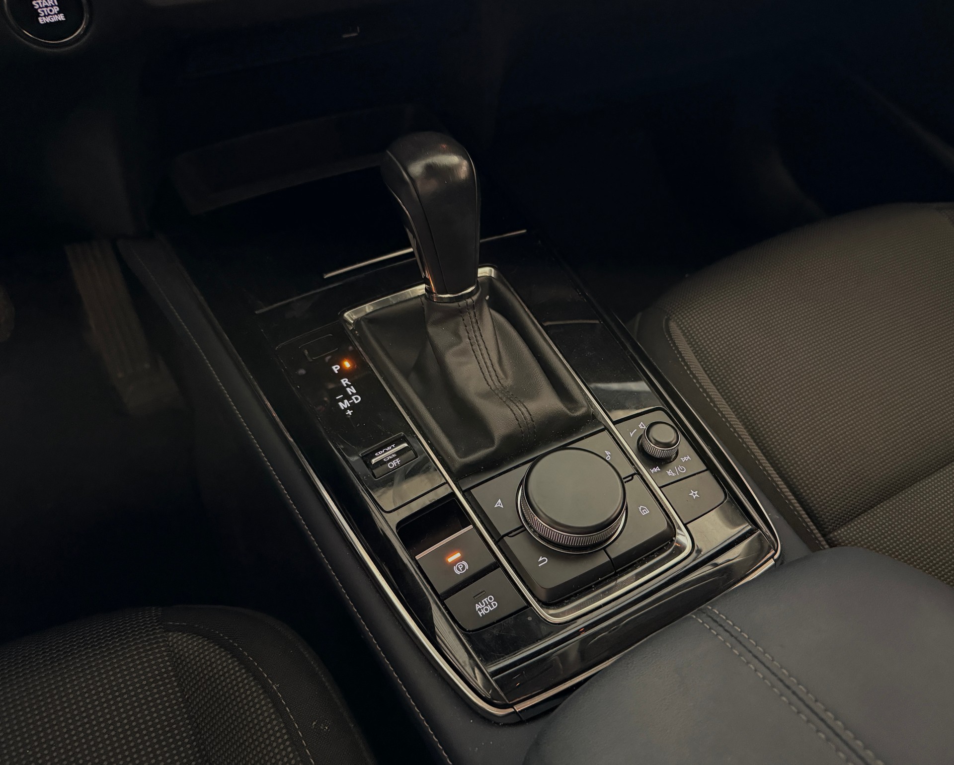 MAZDA CX-30 SKYACTIV-X M Hybrid 180 Revolution AWD Automat-image-9